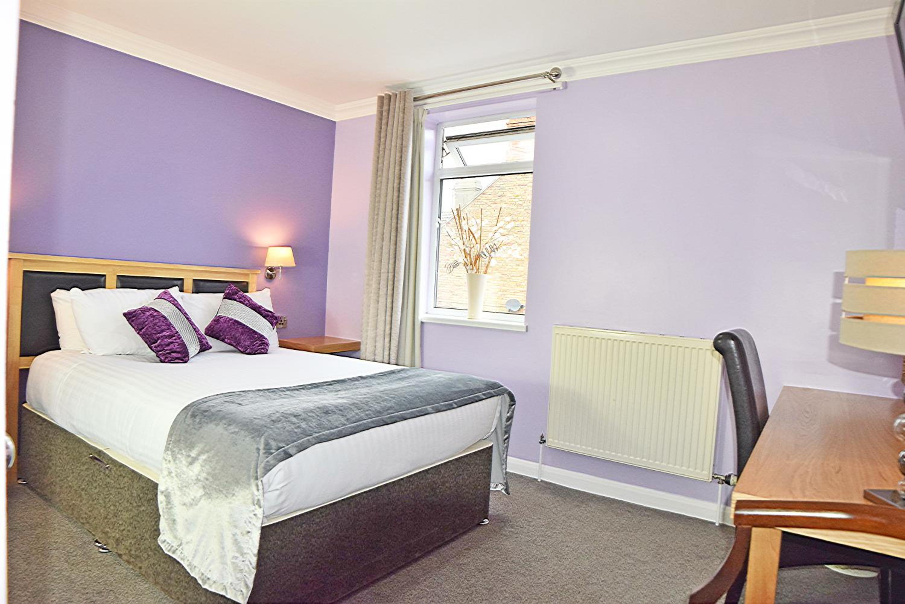 Standard Double Room - Photo 5