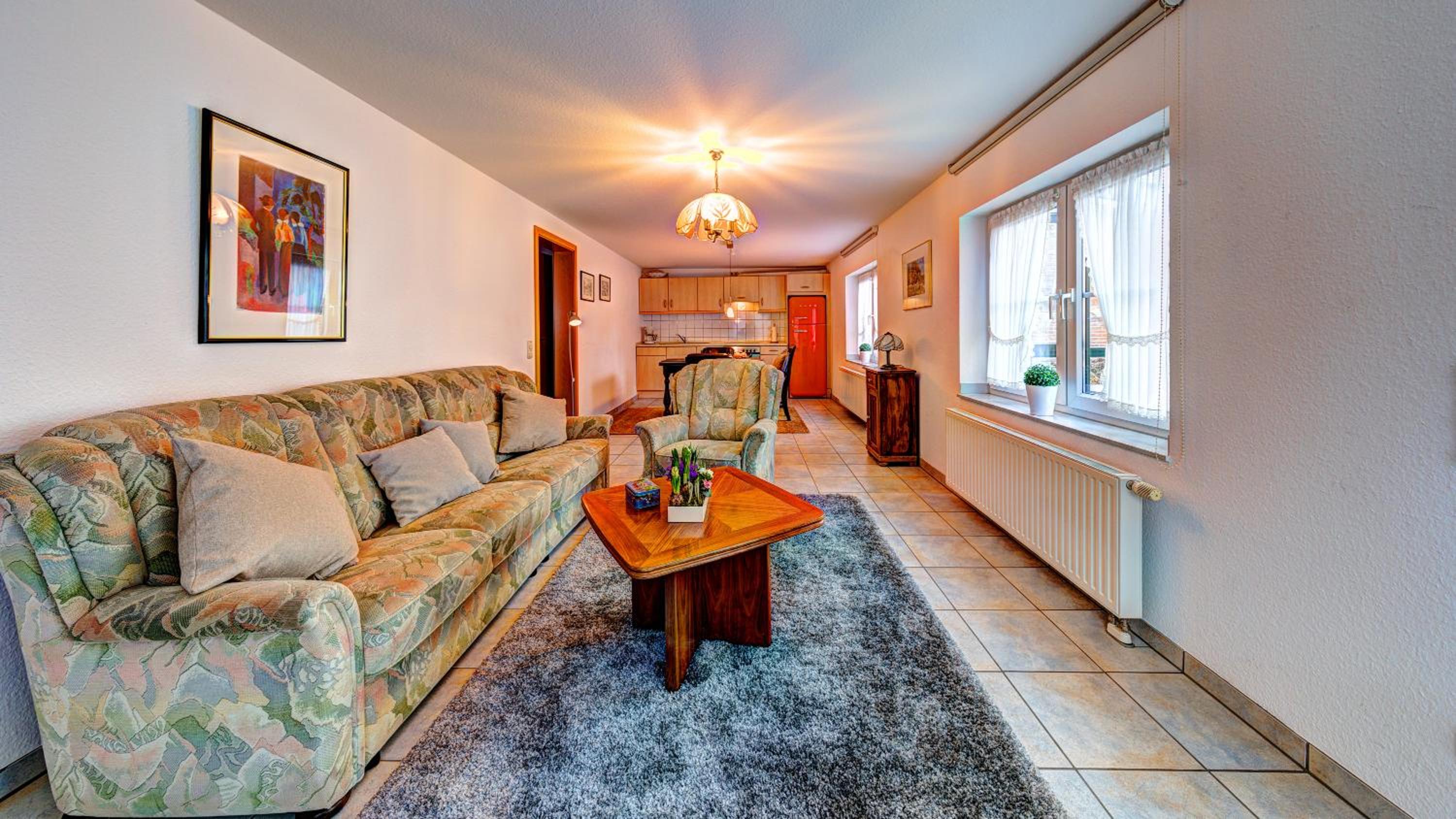 One-Bedroom Apartment - Photo 7
