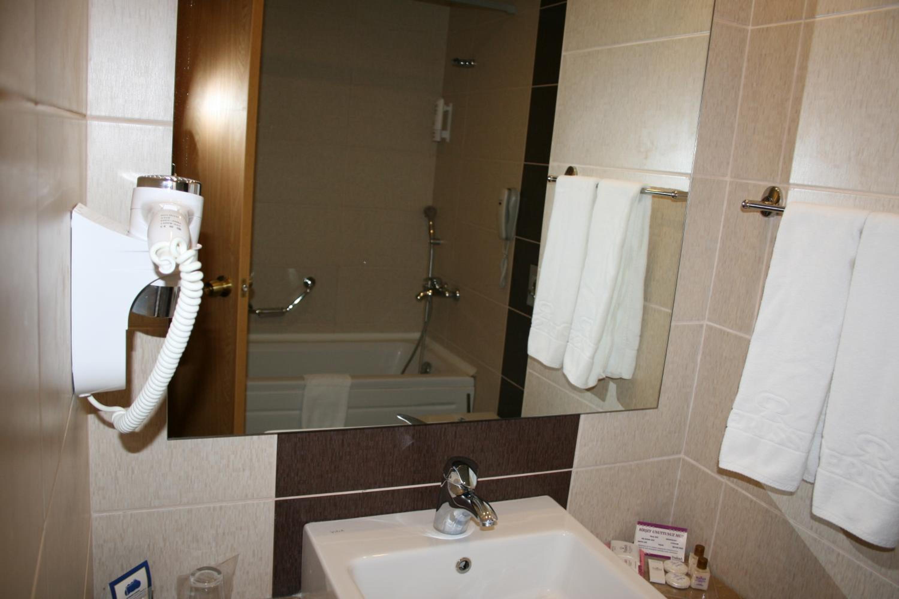 Double Or Twin Room photo 2