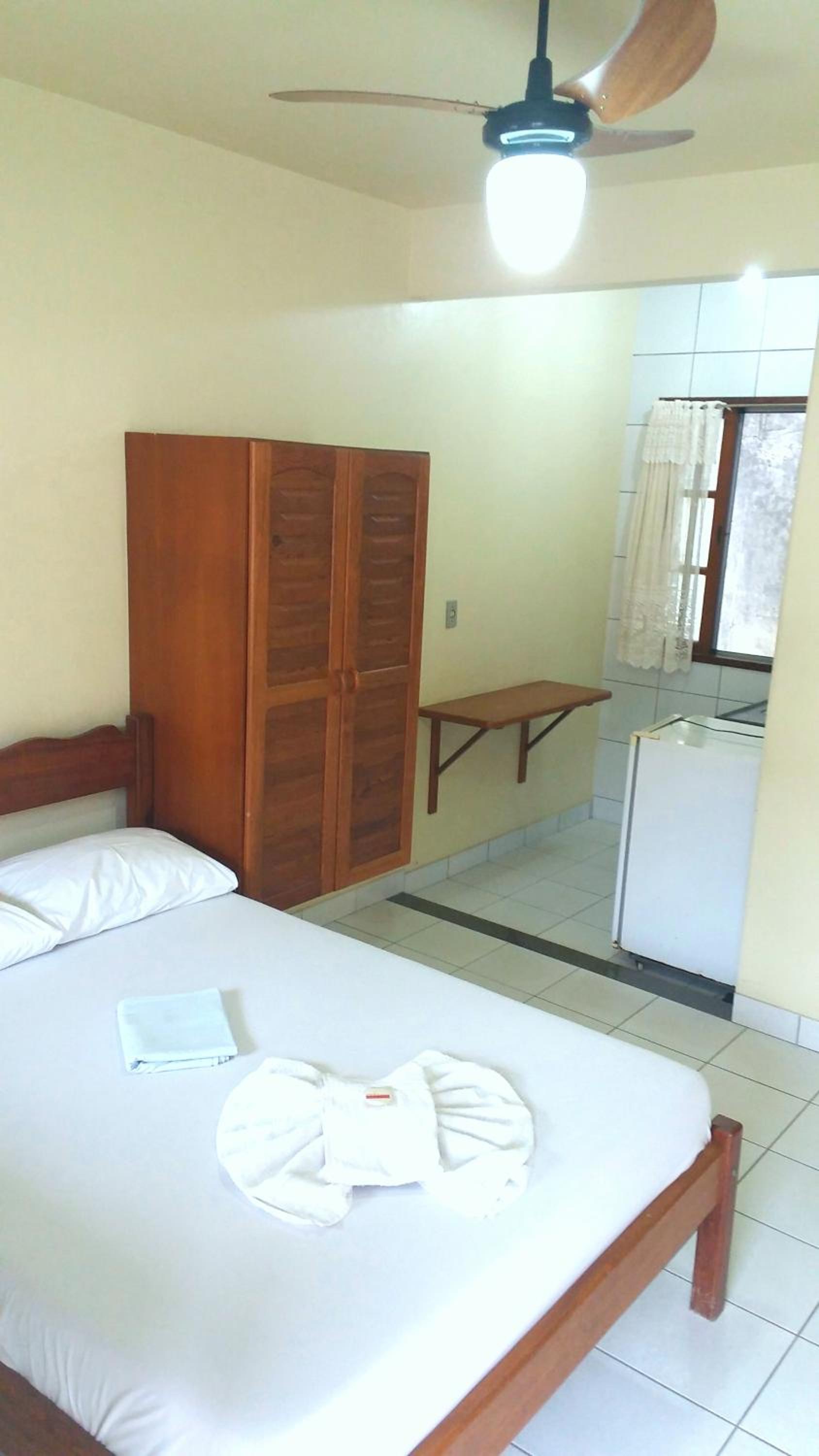 Double Or Twin Room With Private Bathroom photo 2