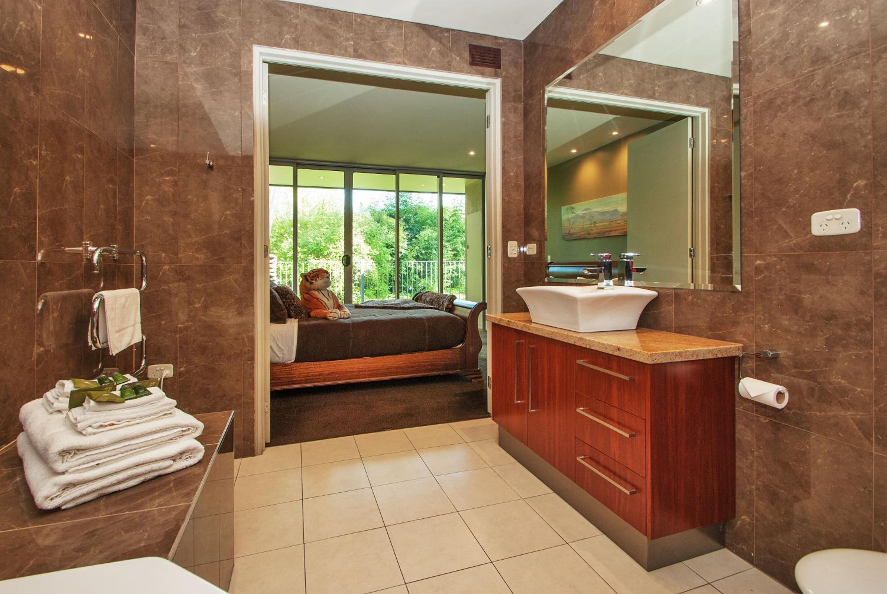 Two-Bedroom Townhouse (Safari Suite) photo 2