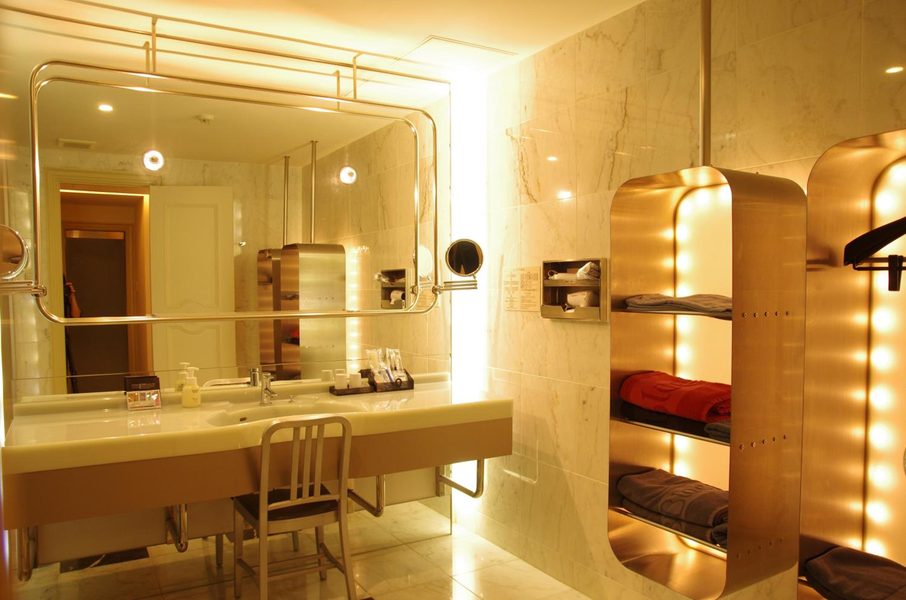 Executive Double Room - Smoking - 15:00 Check in - Photo 4