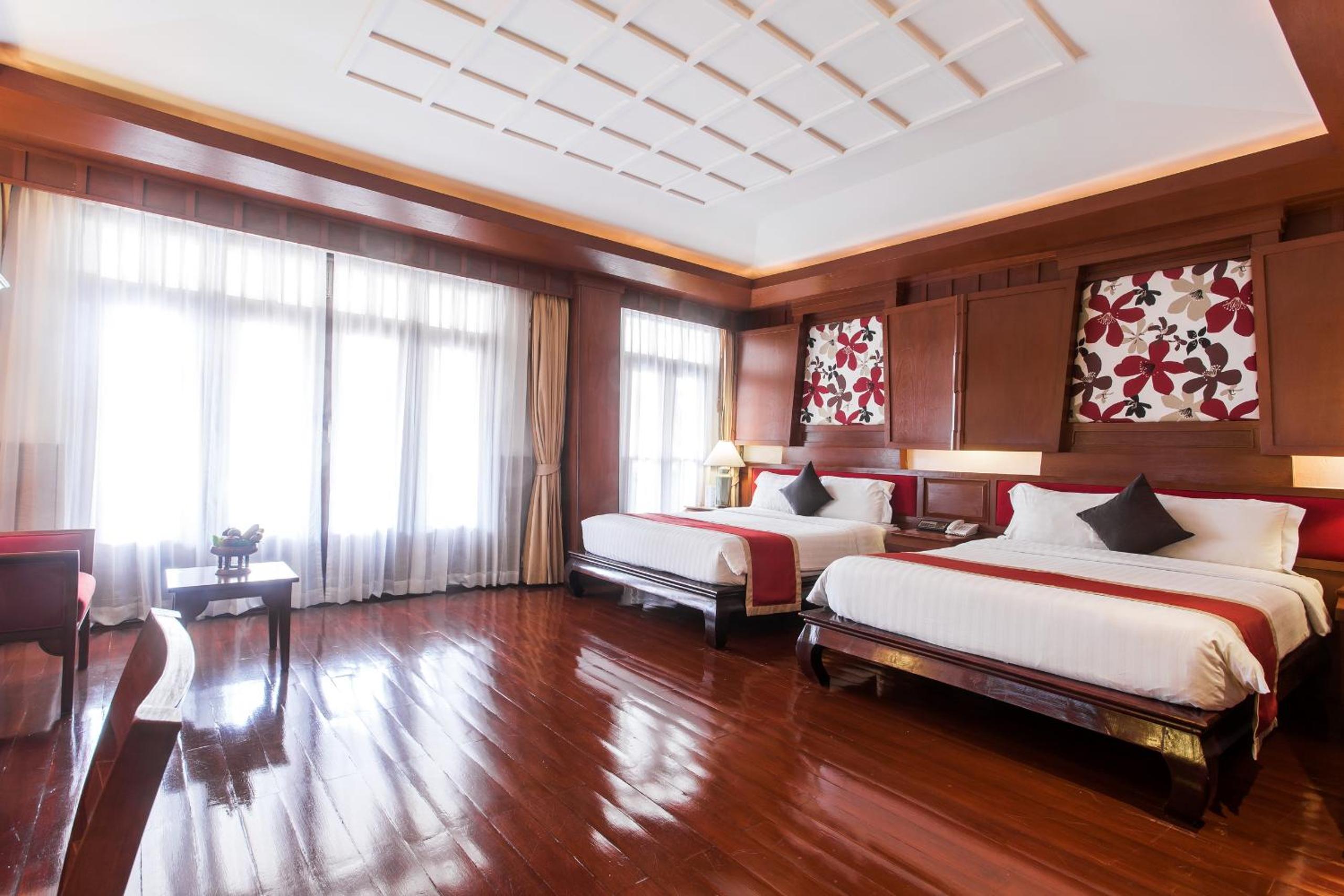Deluxe Double or Twin Room - Photo 4