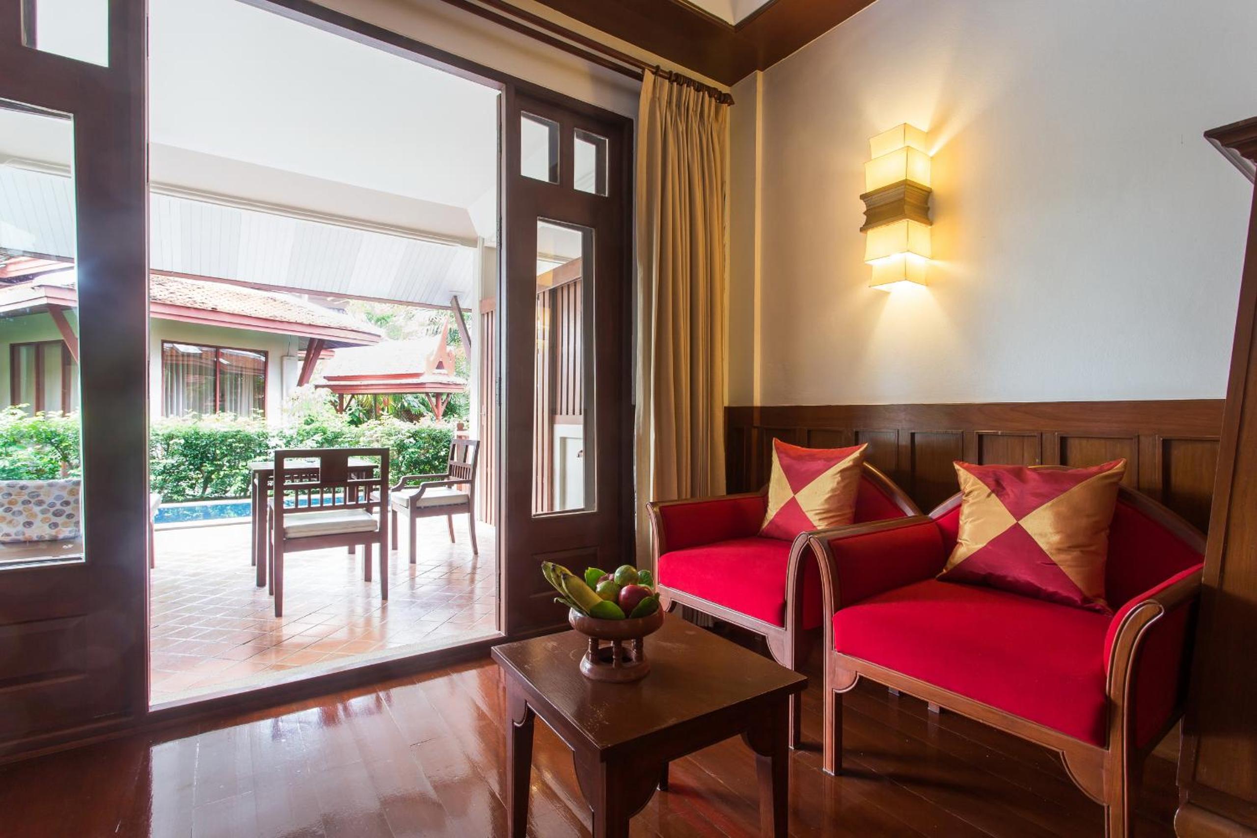 Deluxe Double or Twin Room with Pool Access - Photo 9