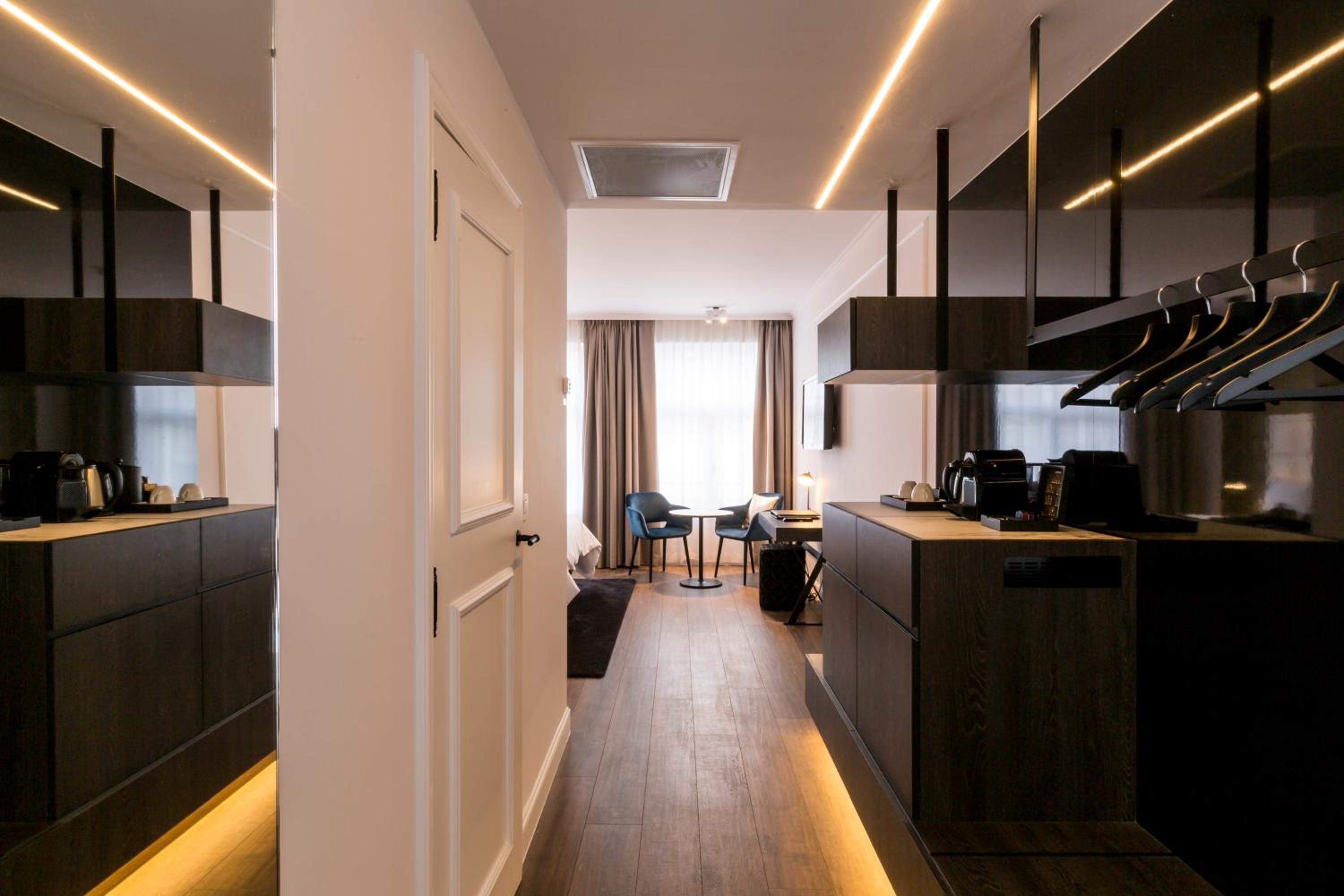 Junior Suite with Garden View - Photo 4