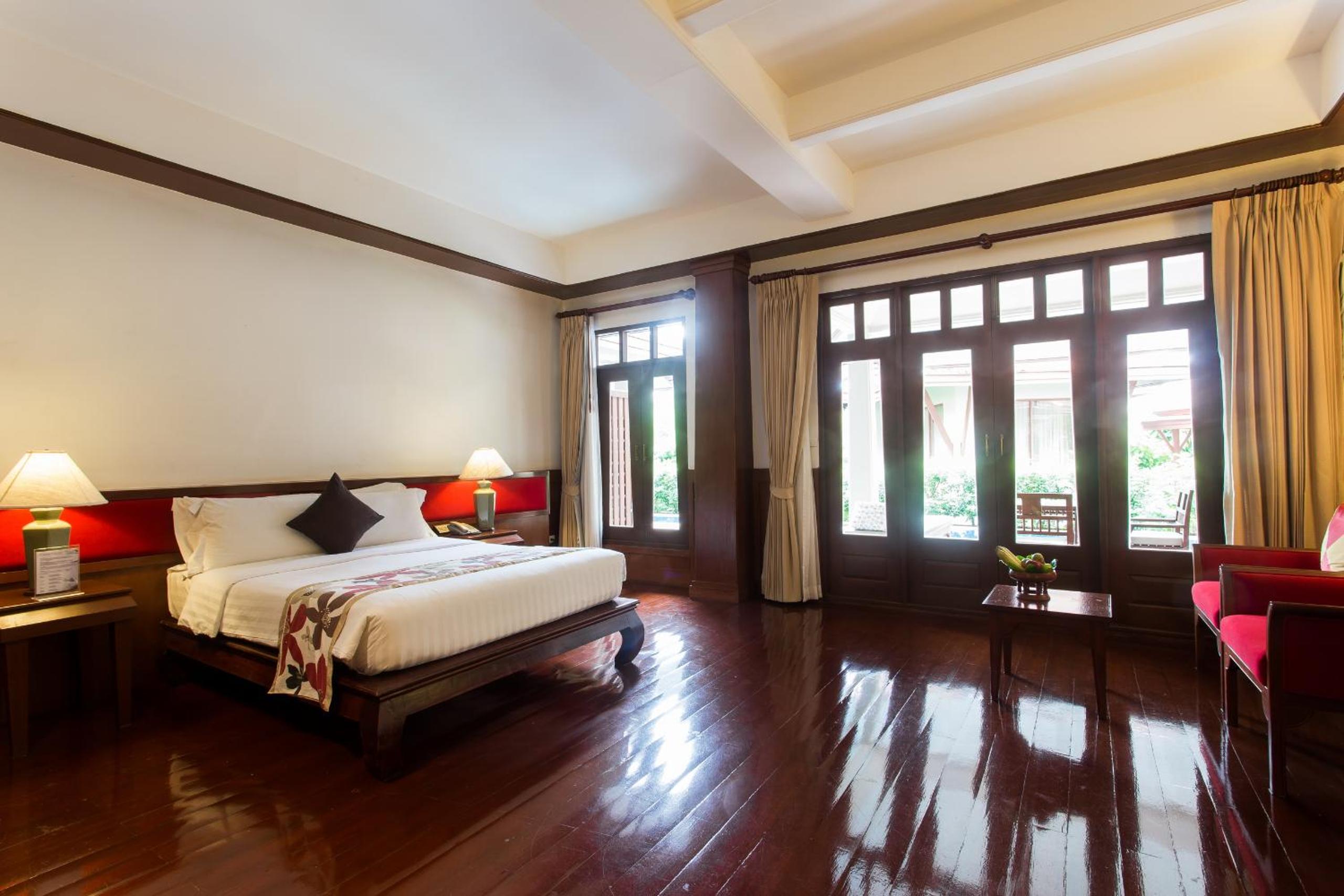 Deluxe Double or Twin Room with Pool Access - Photo 14