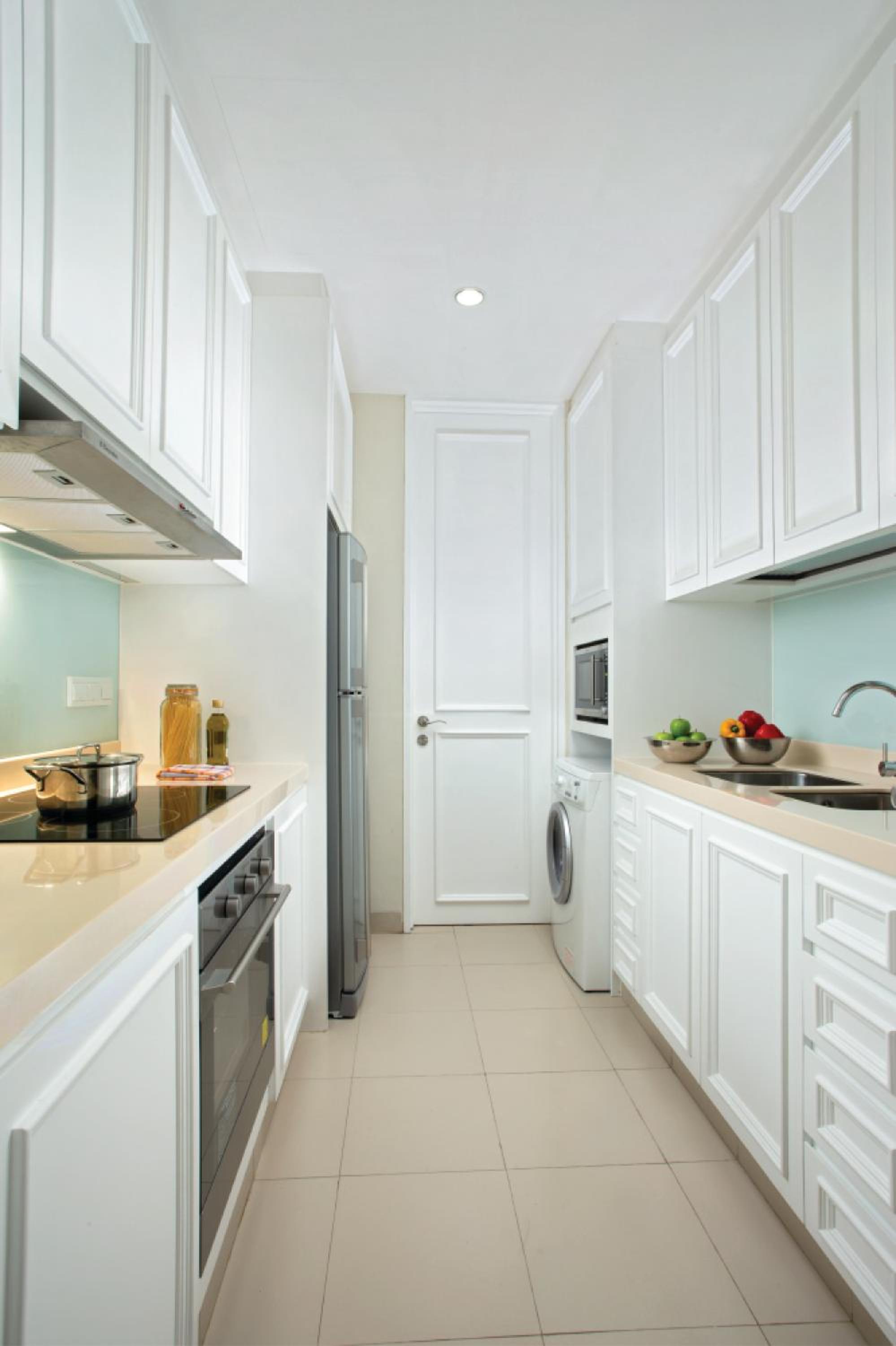 Premier Three-Bedroom Apartment - Photo 3