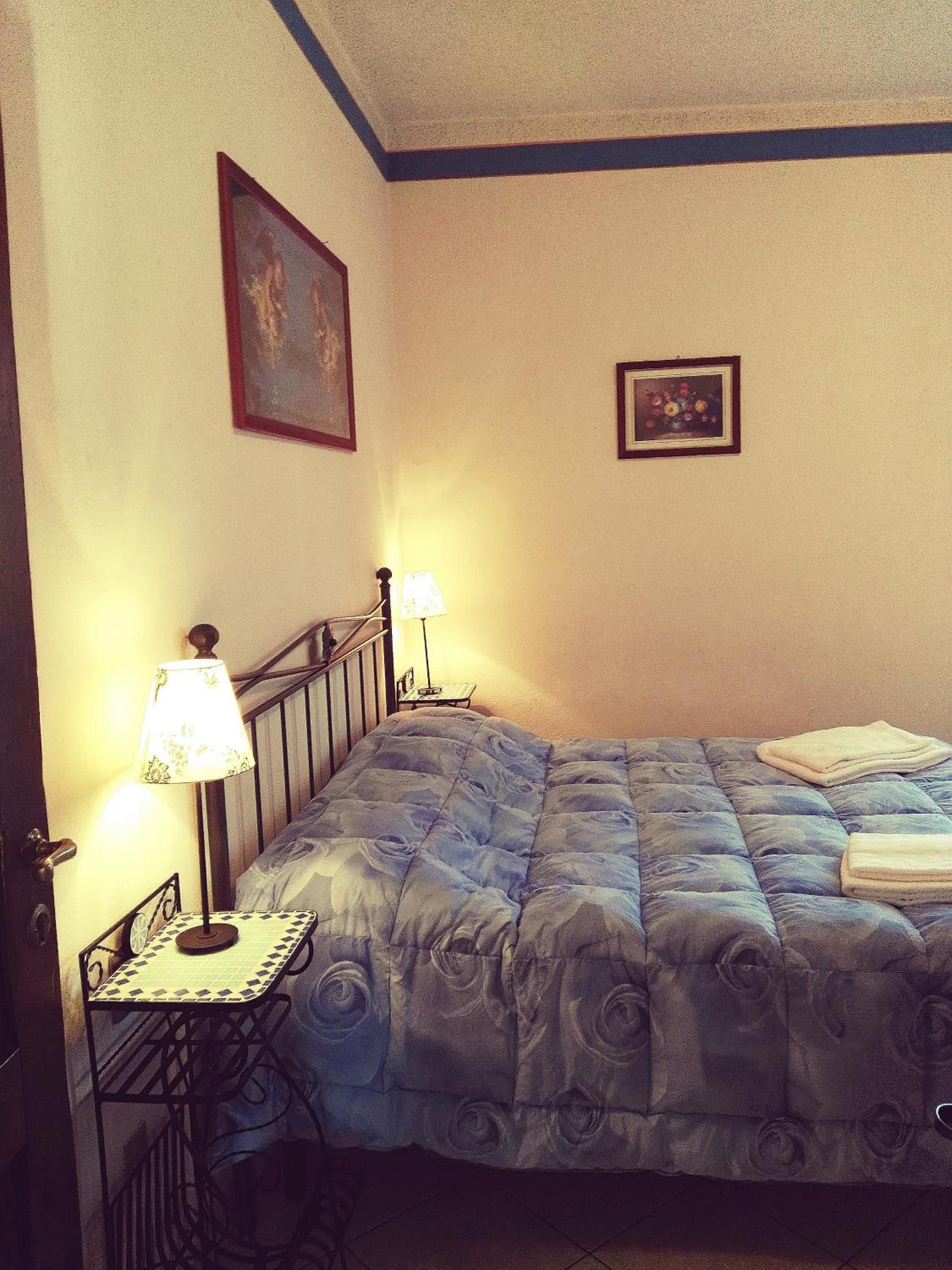 Large Single Room photo 1