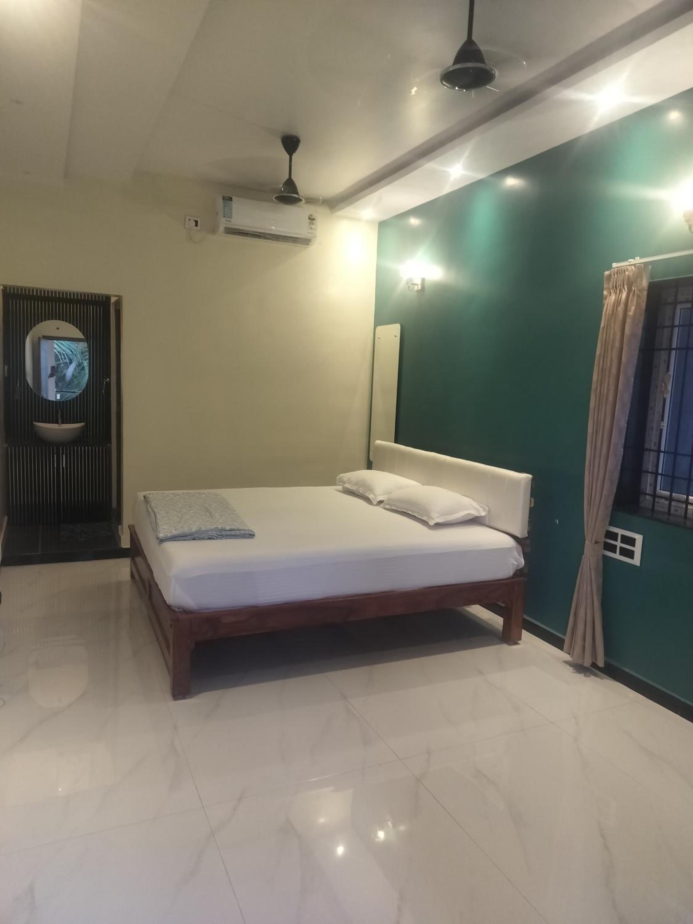 Deluxe Villa