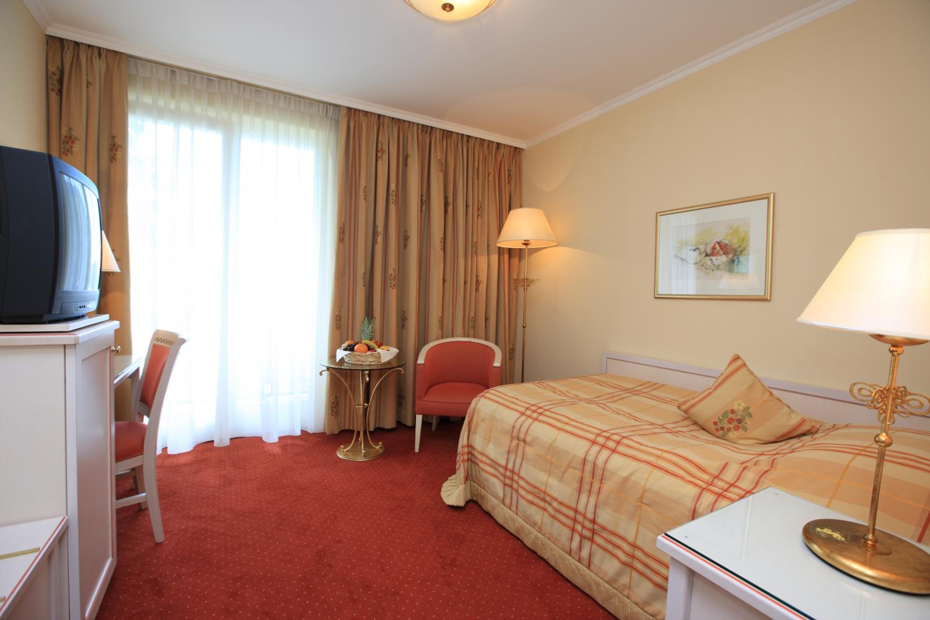 Single Room photo 2