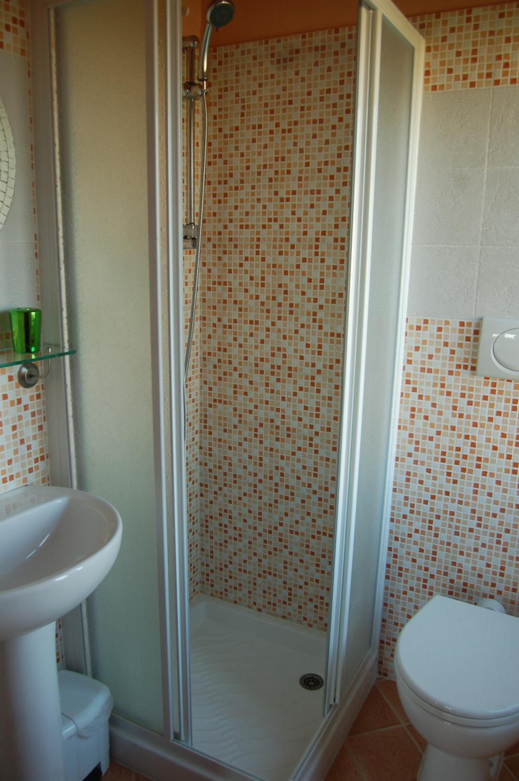 Triple Room - Photo 12