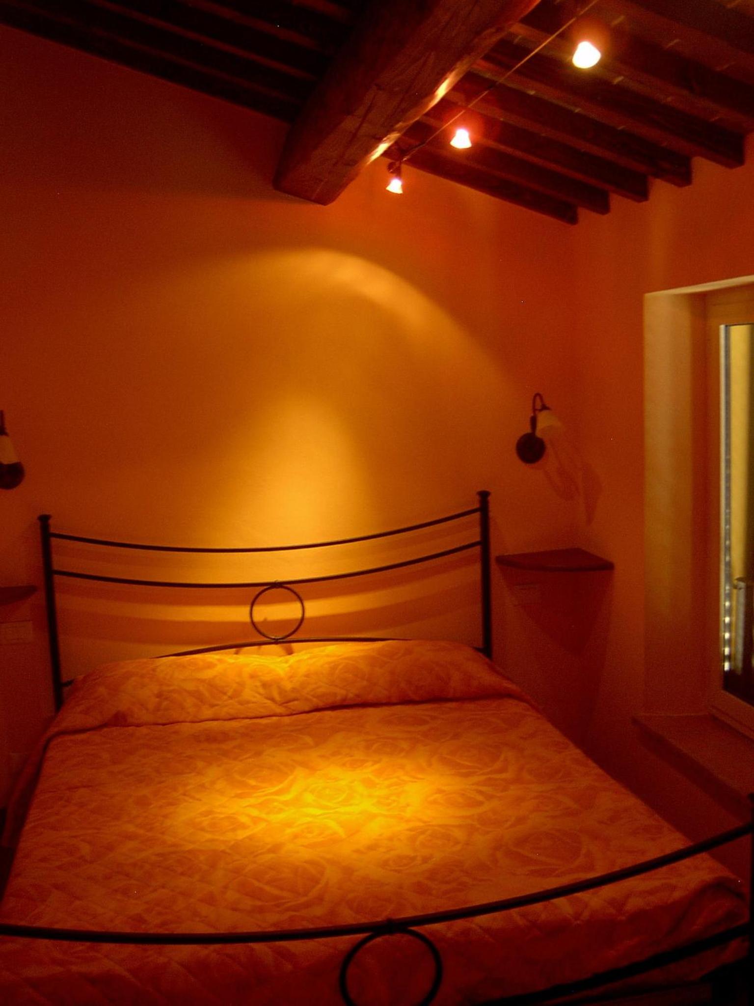 Double or Twin Room - Photo 3