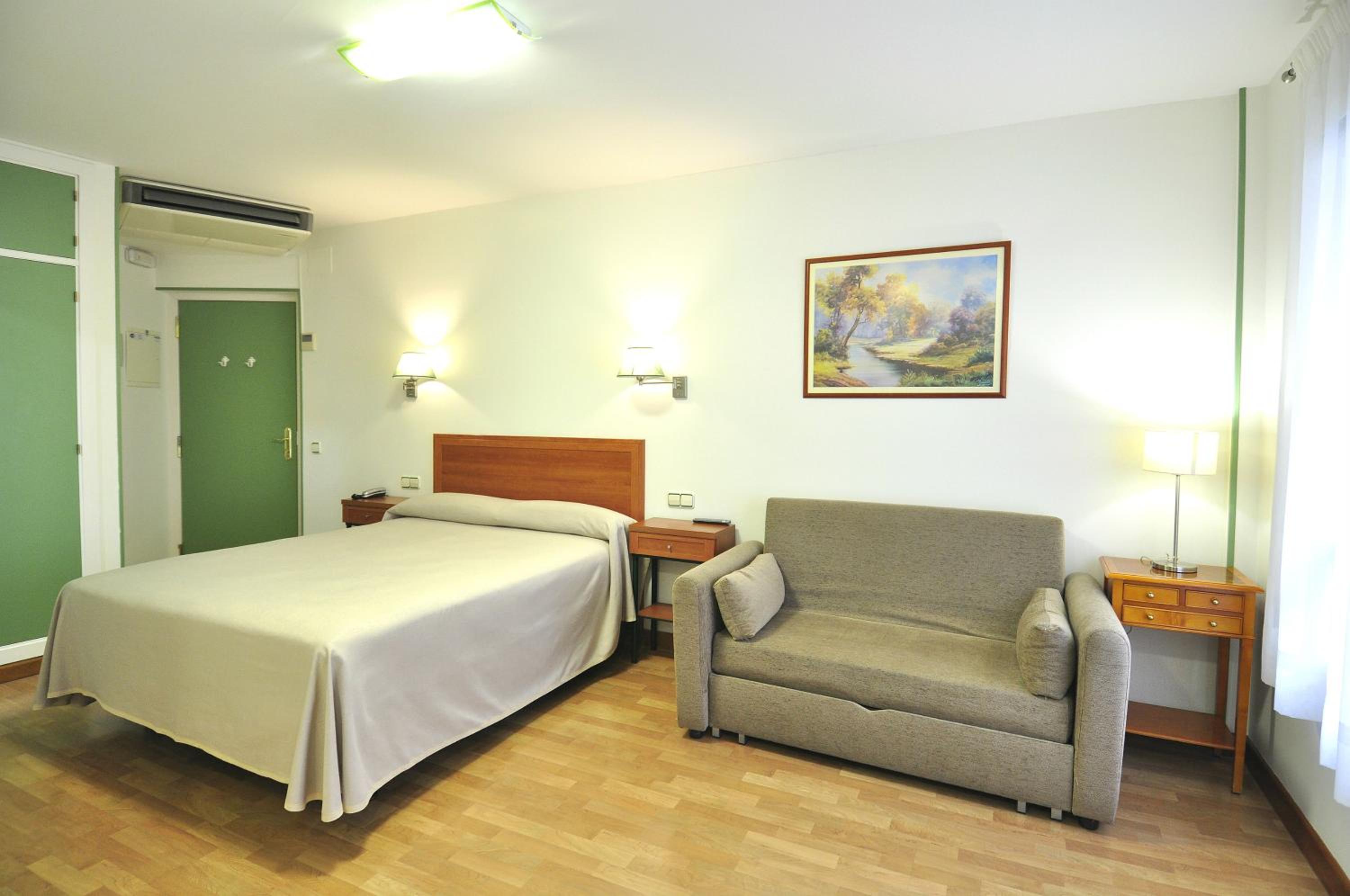 Estudio estándar con sofá cama