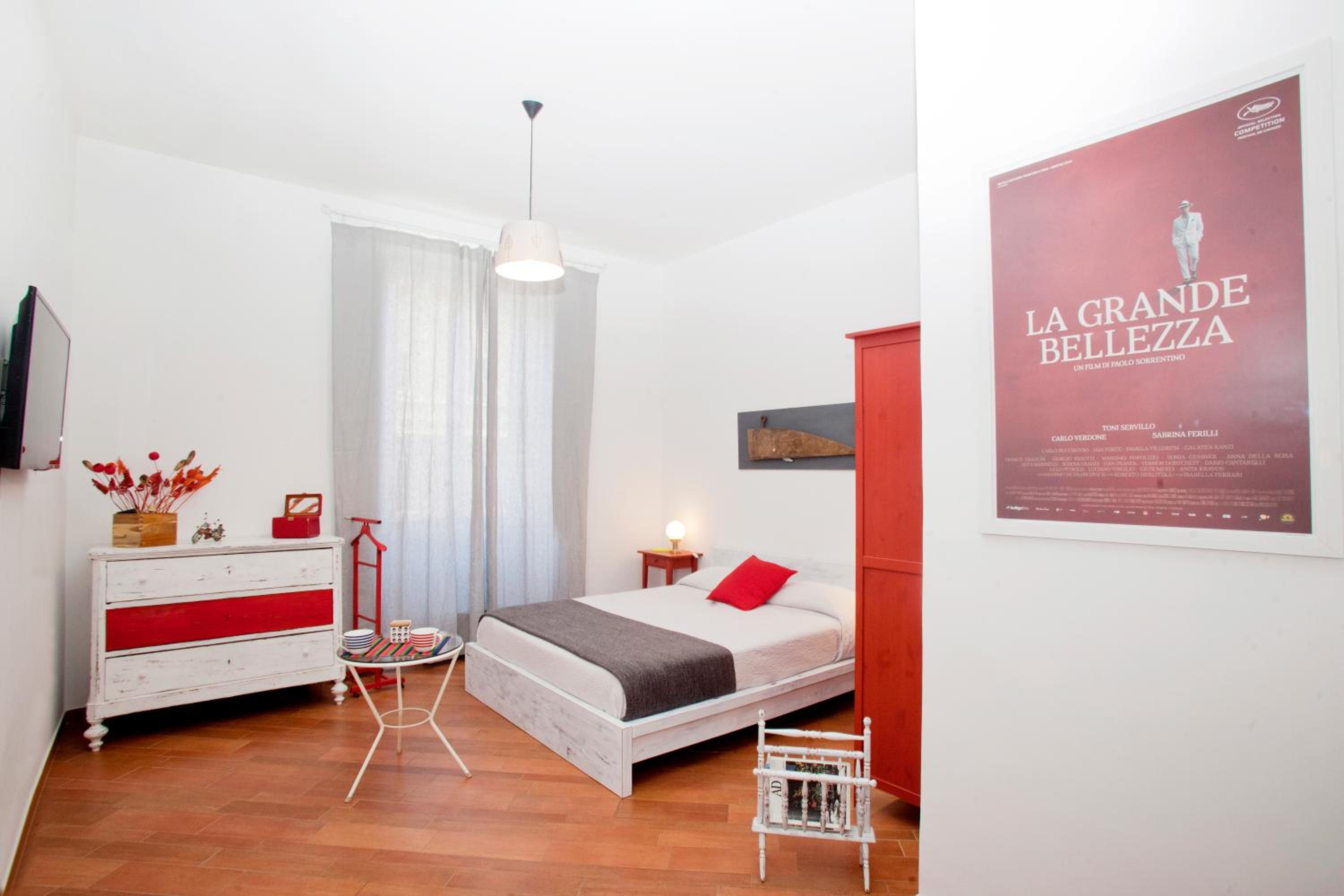 Double Room with Private External Bathroom photo 2