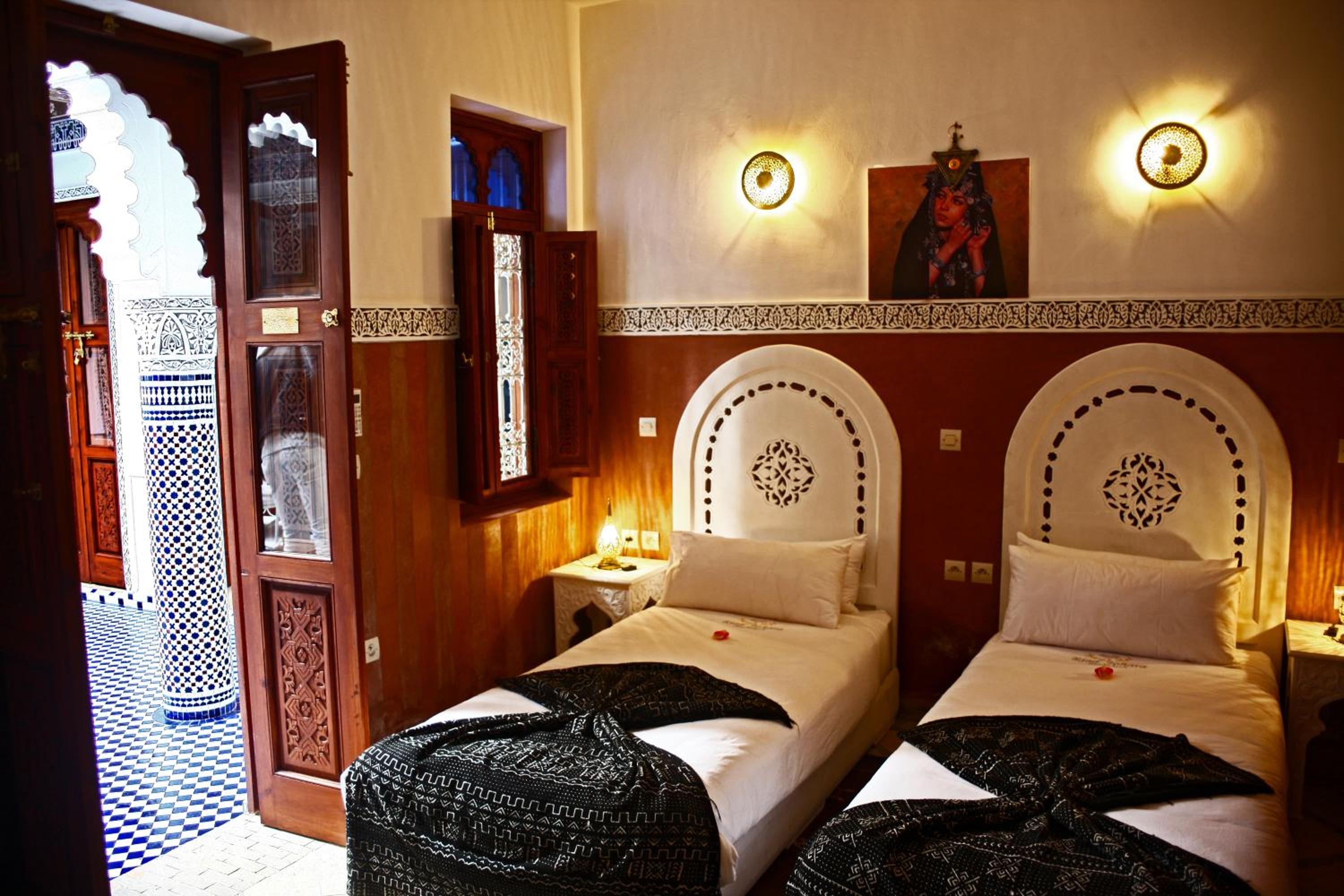 Deluxe Double or Twin Room - Photo 10