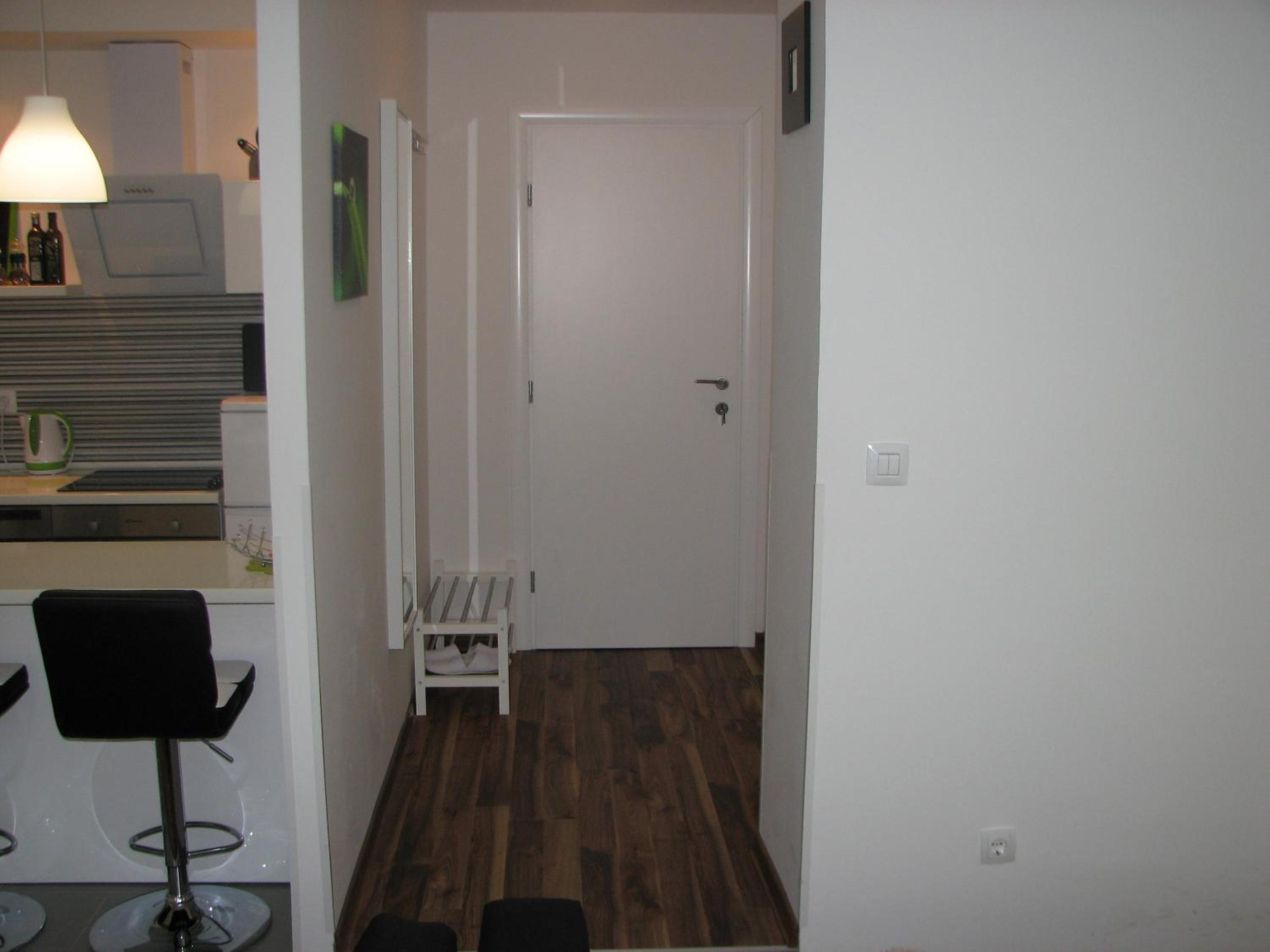 Deluxe Studio with Balcony - Photo 32