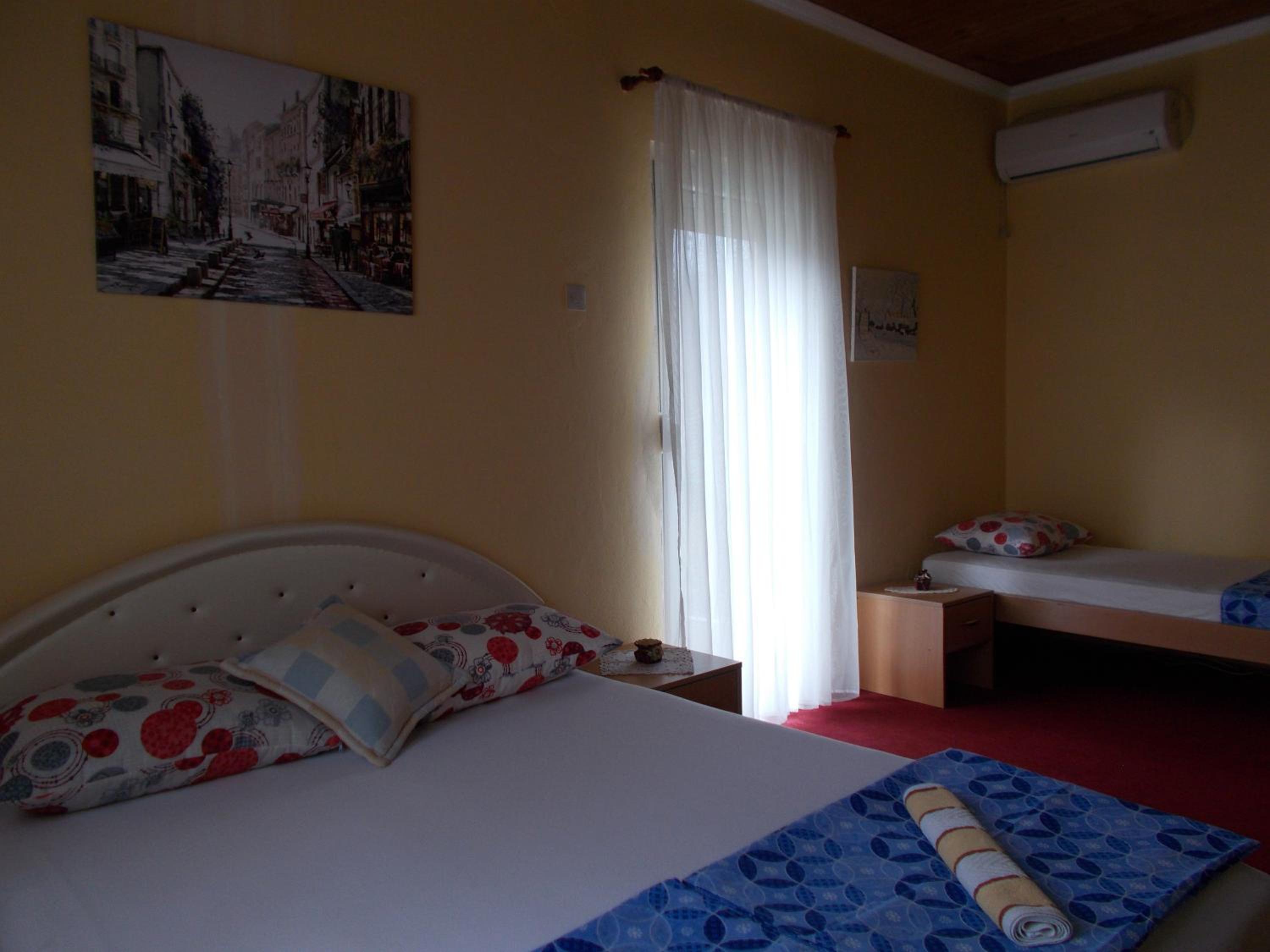 Family Room with Terrace photo 1