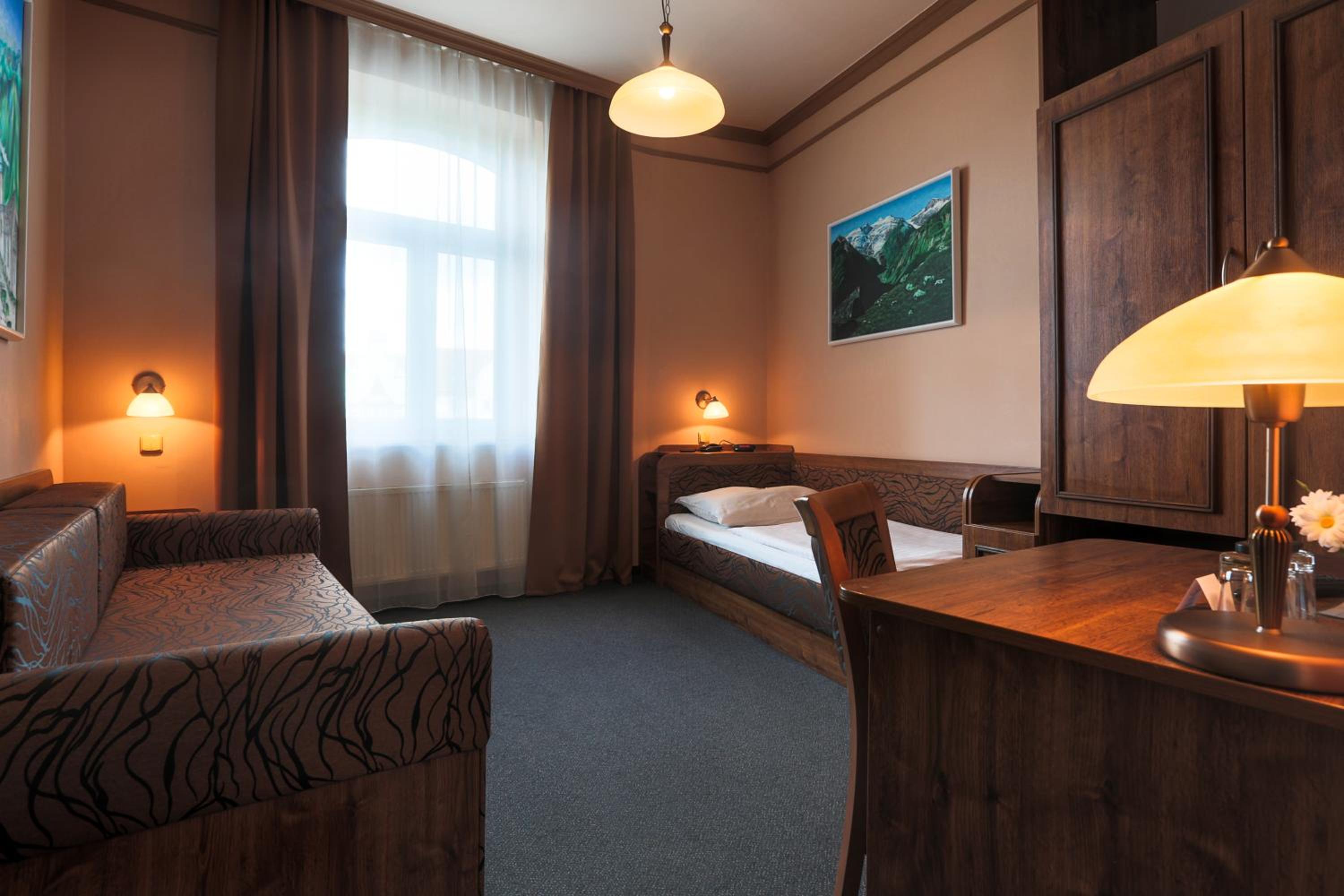 Single Room photo 1