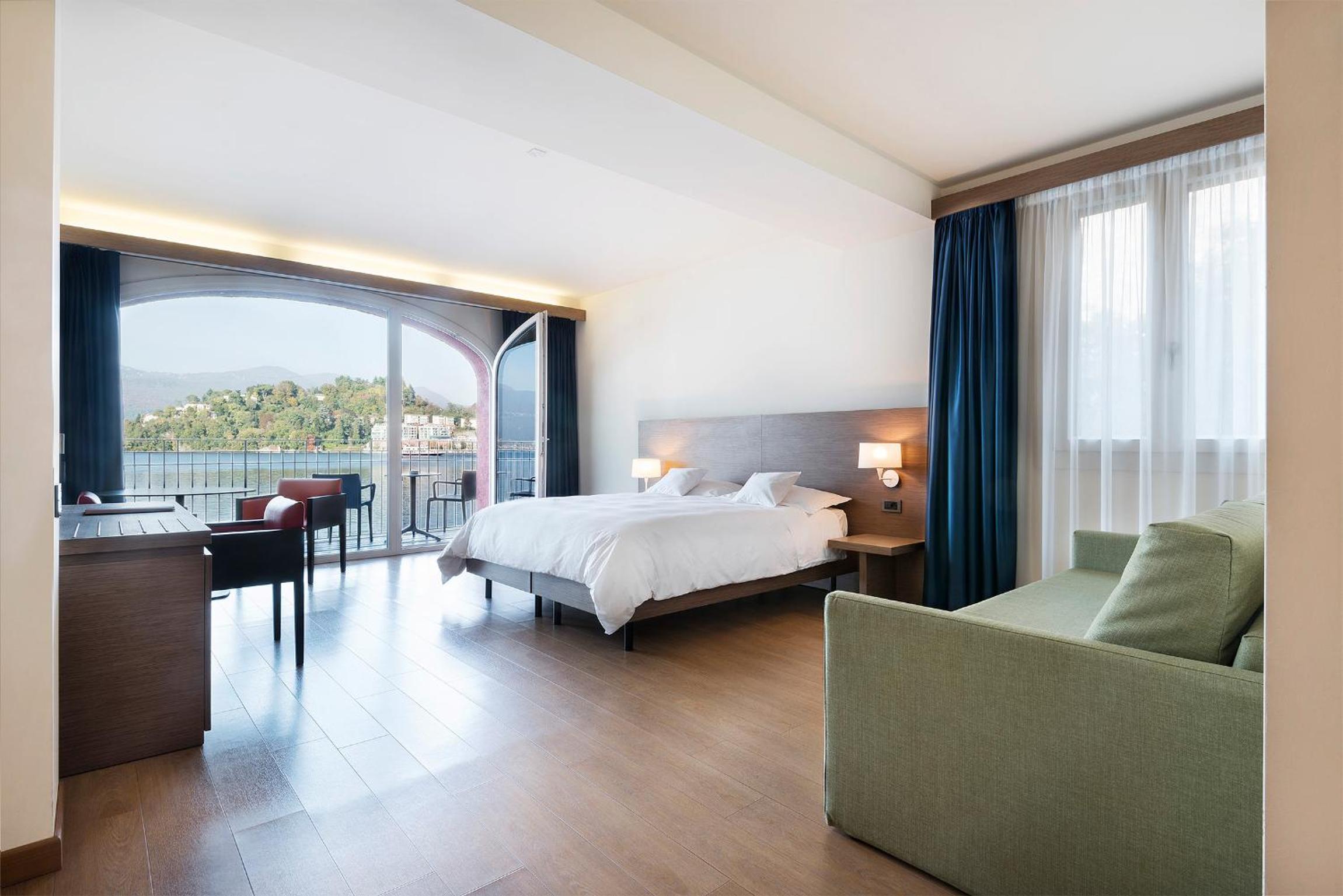 Deluxe Junior Suite with Terrace and Lake View - Photo 1