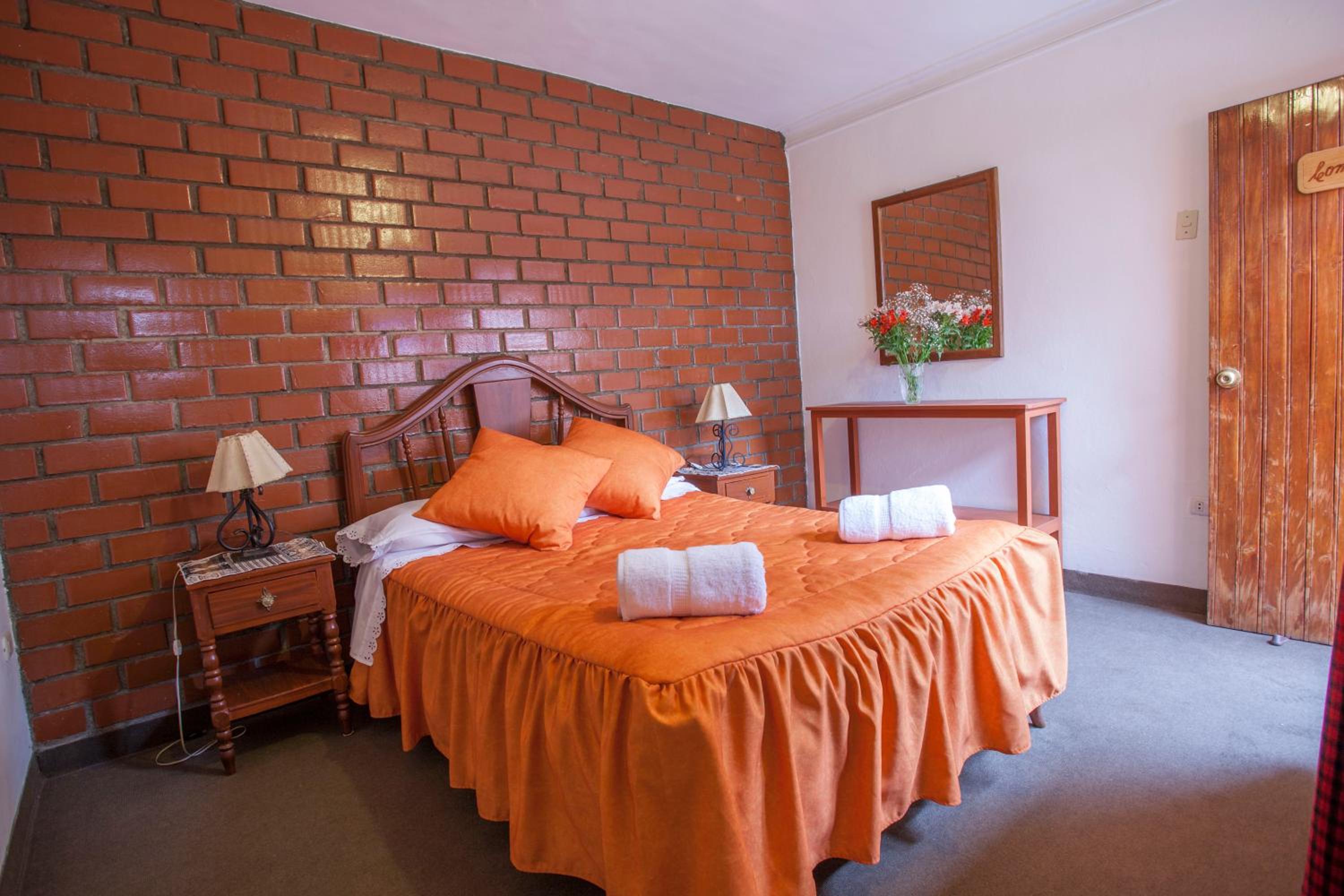 Double Room with Private Bathroom photo 3