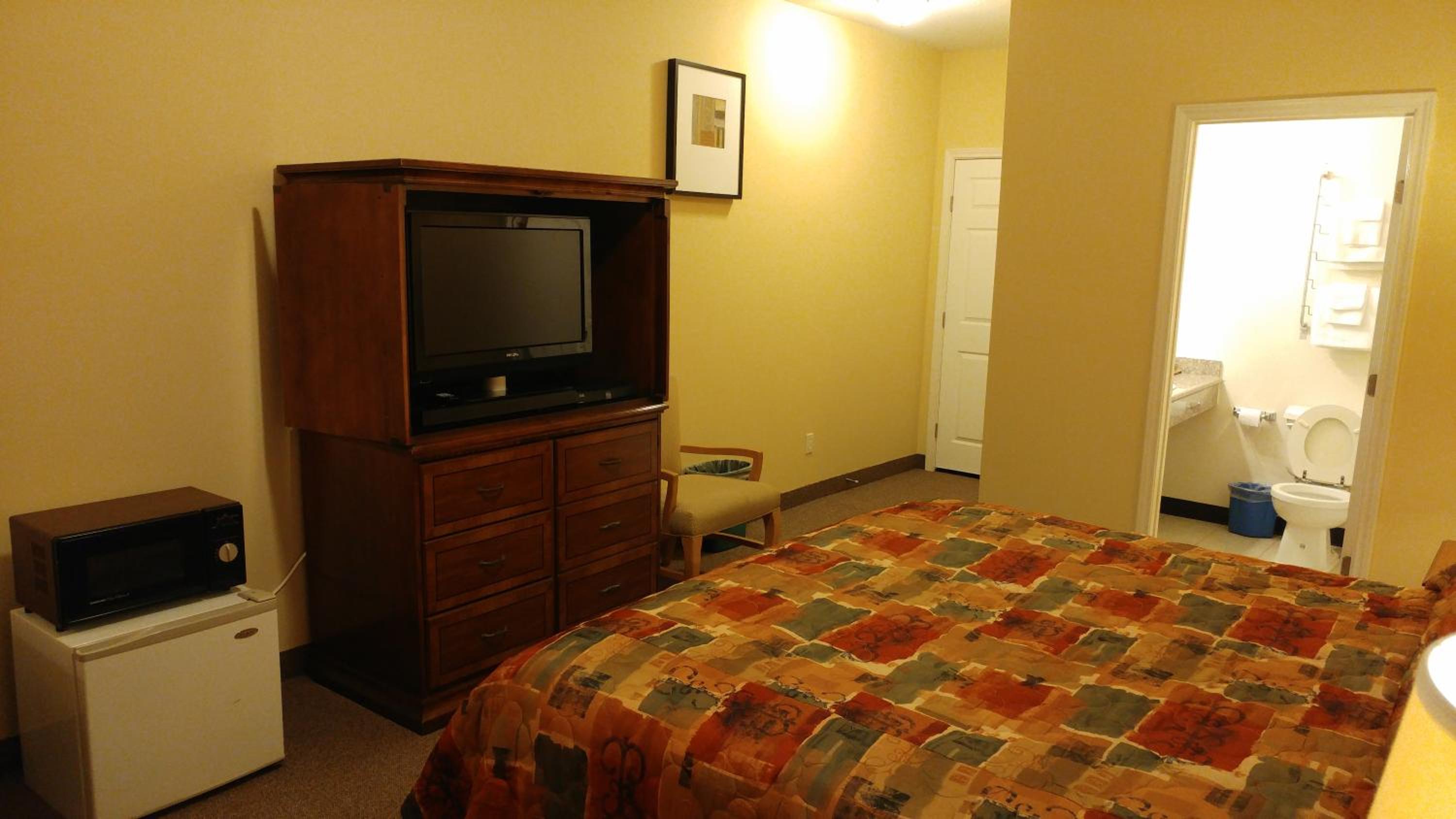 Standard King Room photo 2