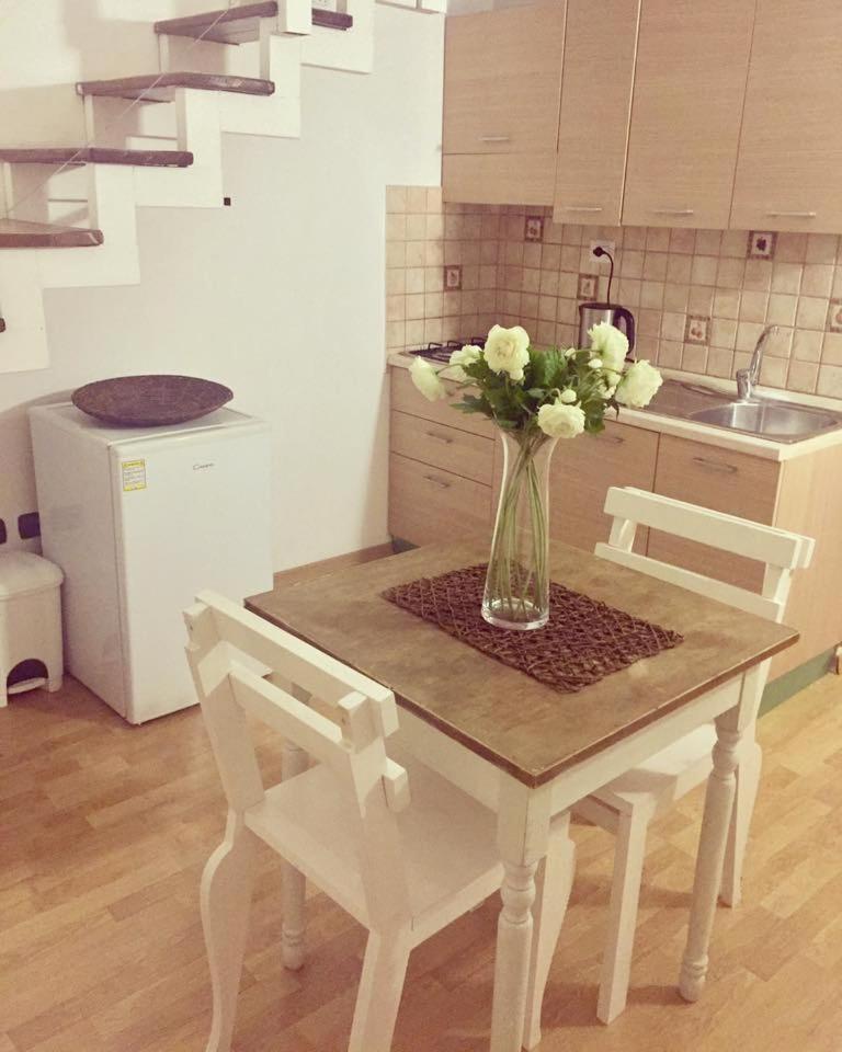 Studio Apartment photo 2
