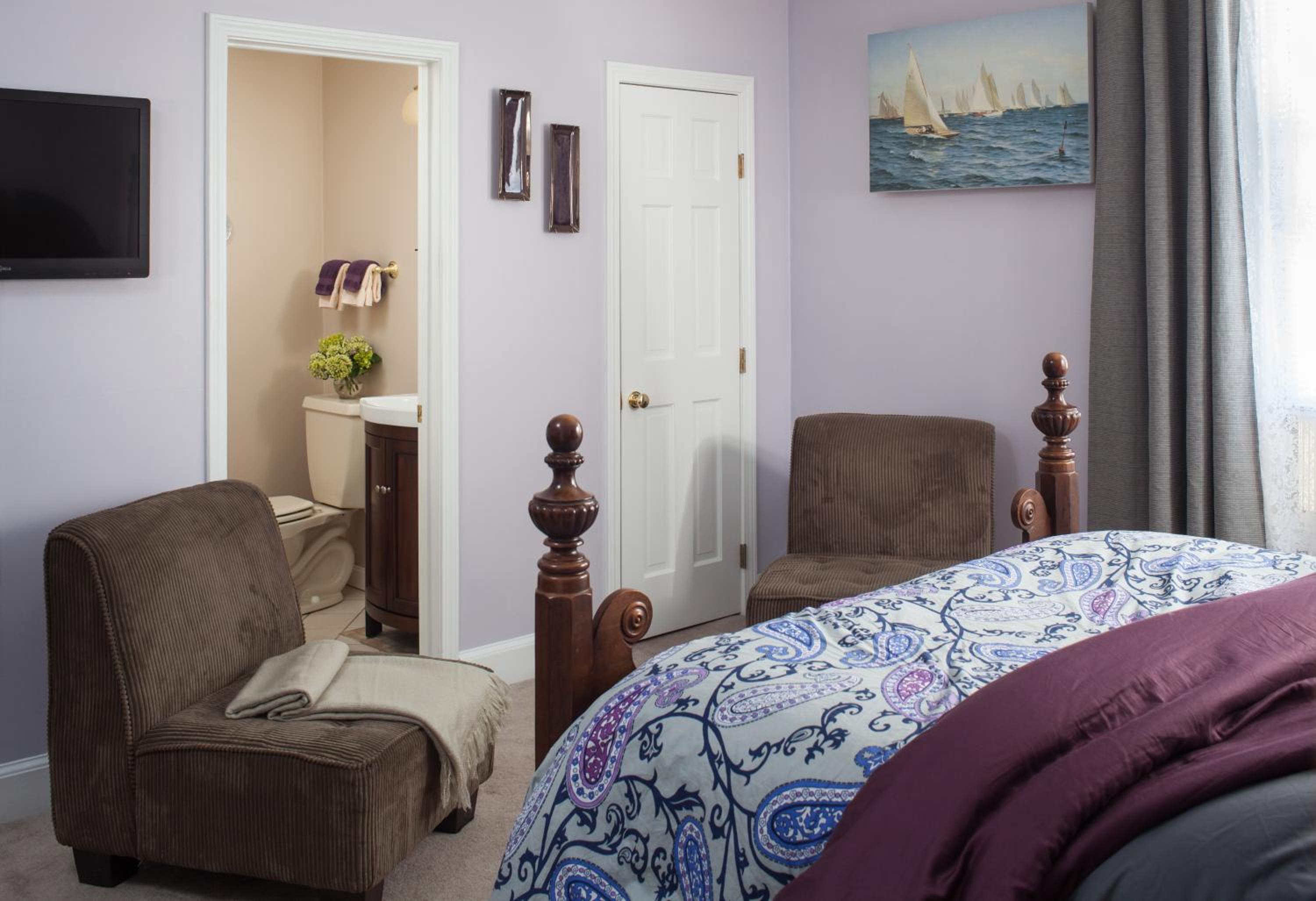 Queen Room photo 3