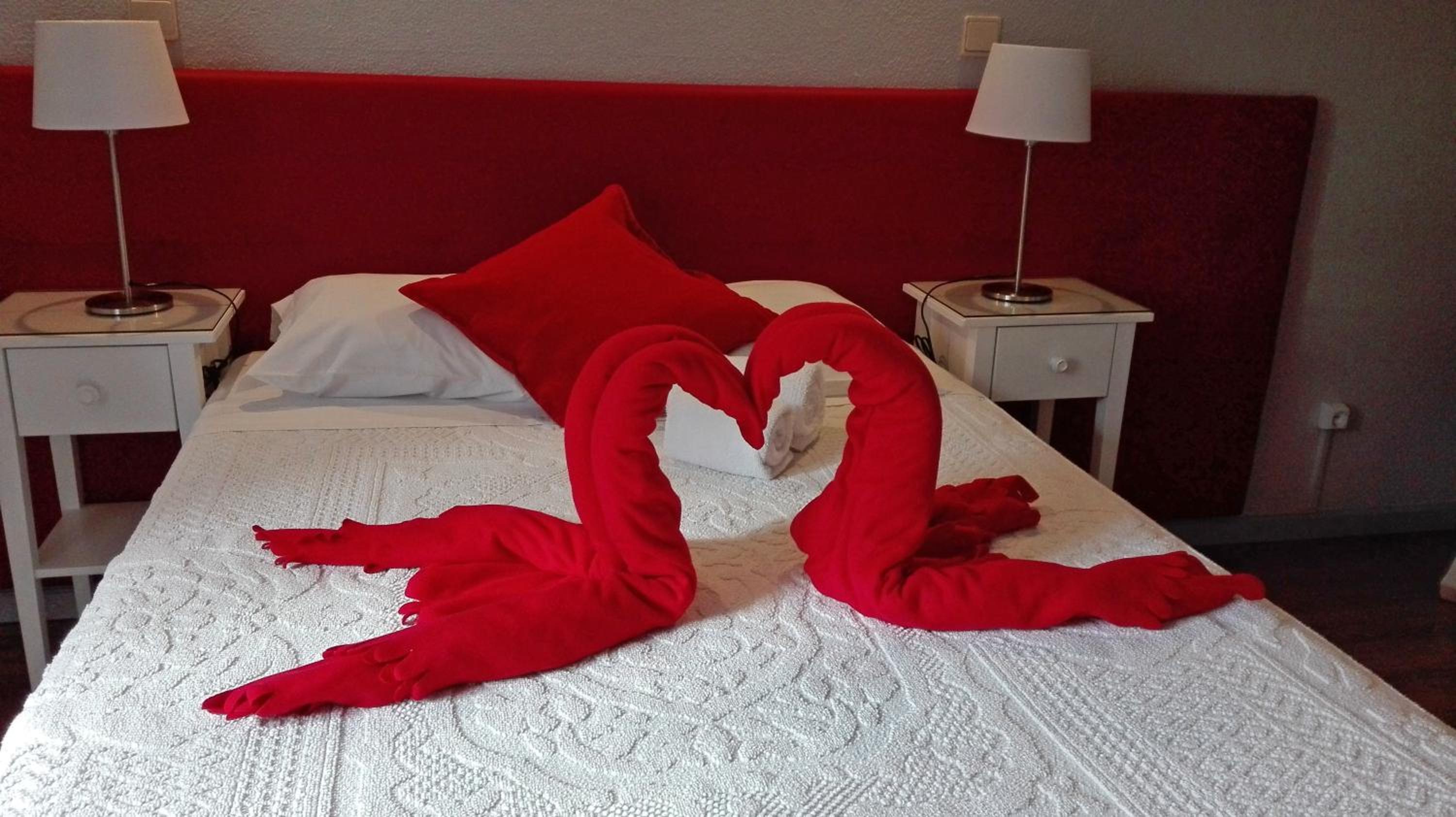 Double Room - Photo 8