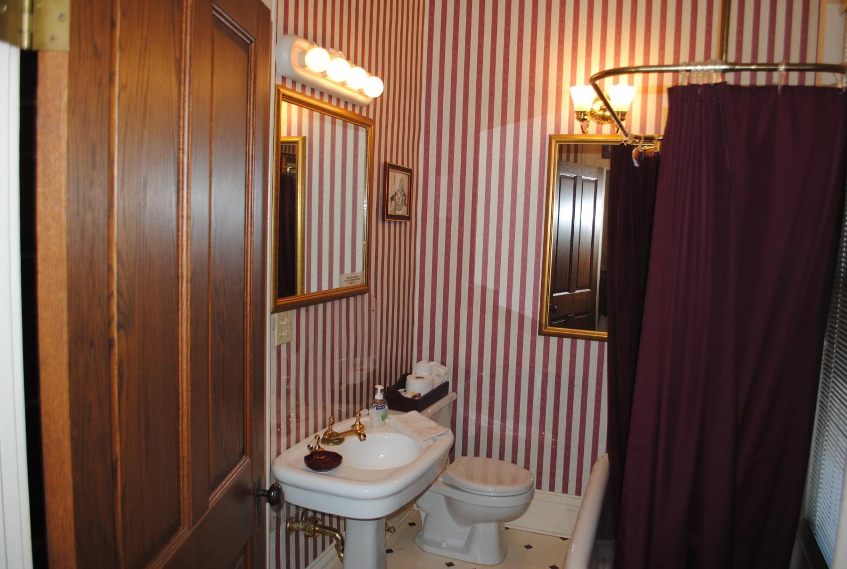 Superior Twin Room photo 3