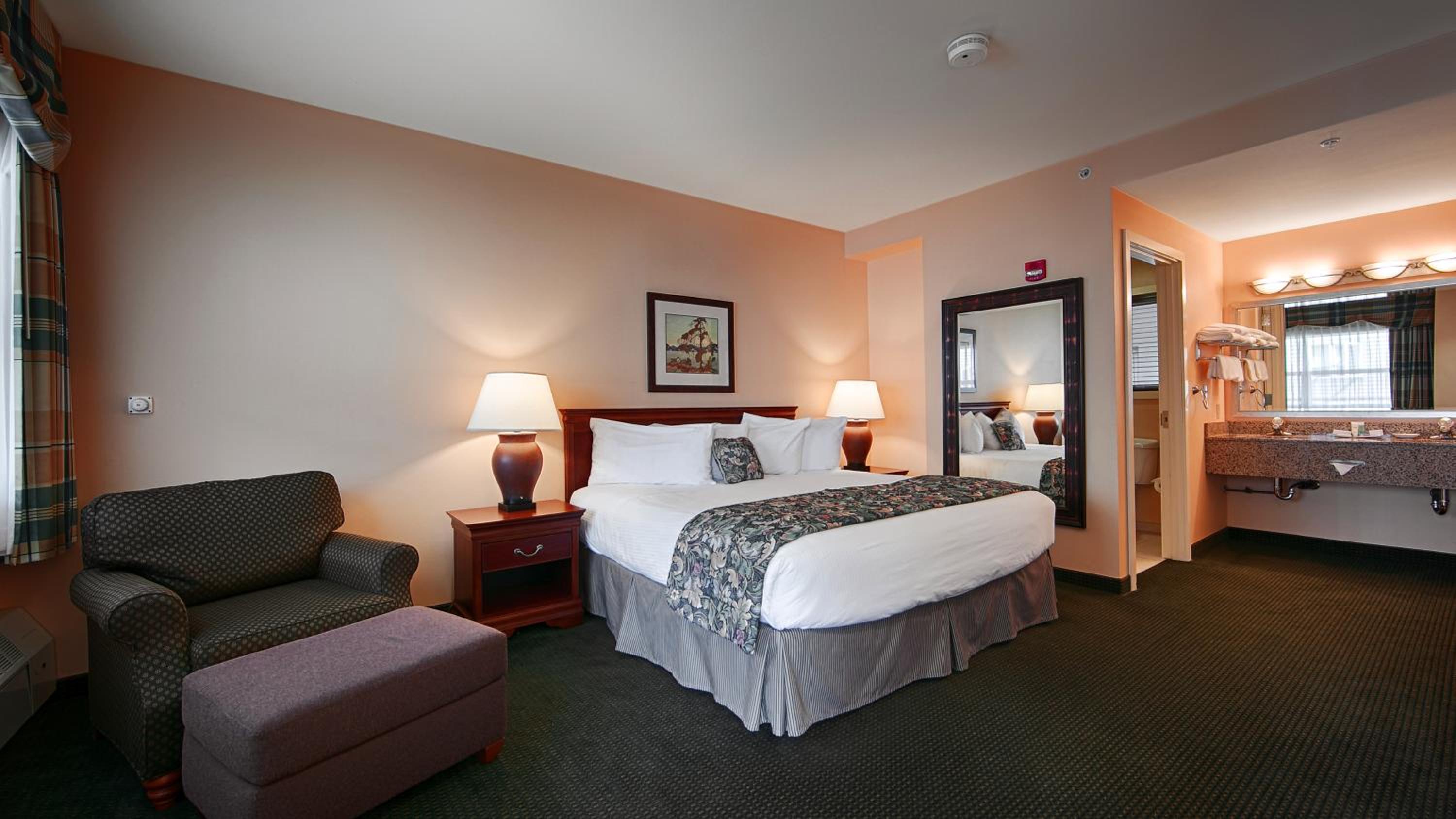 Standard King Room