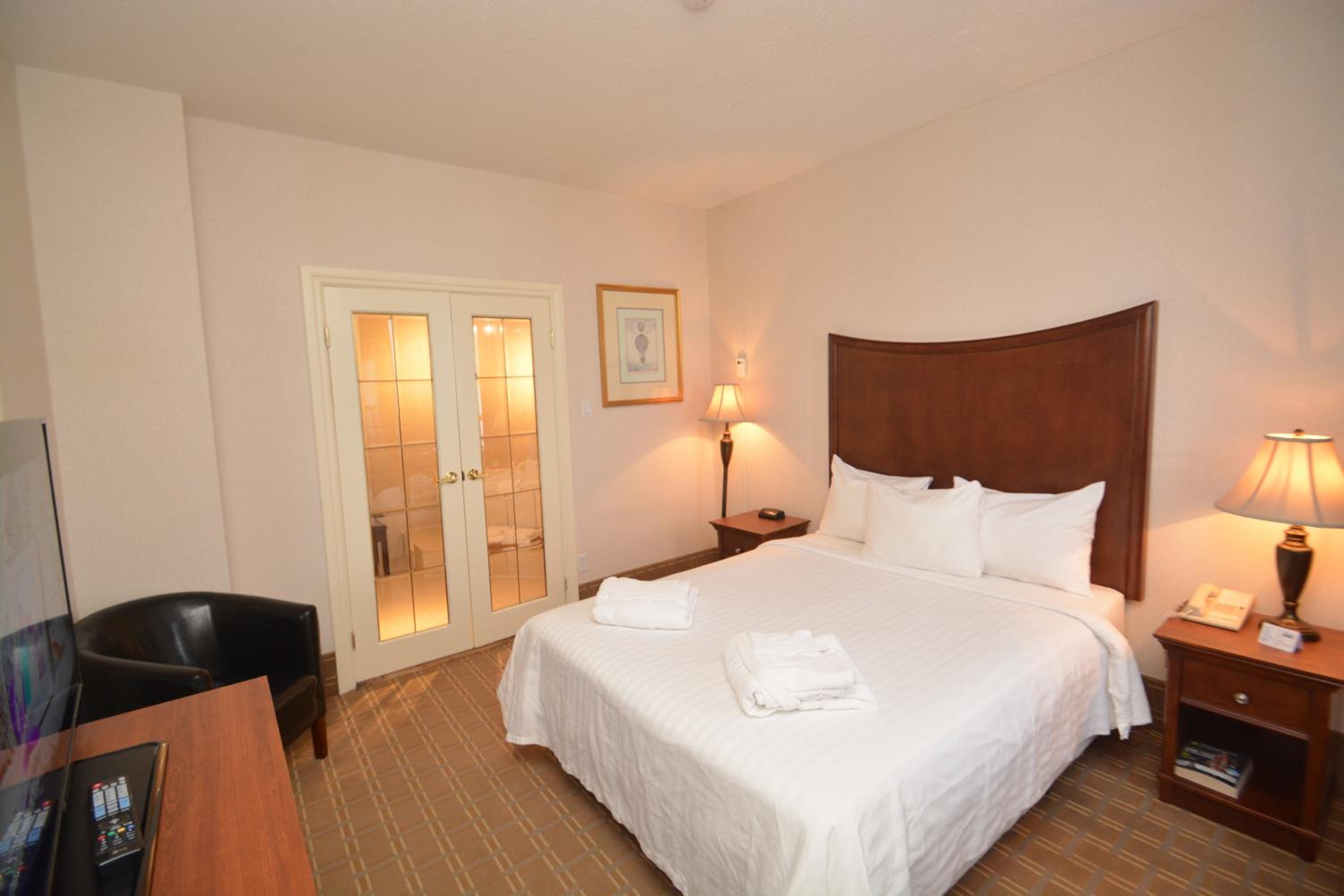 Suite with Spa Bath