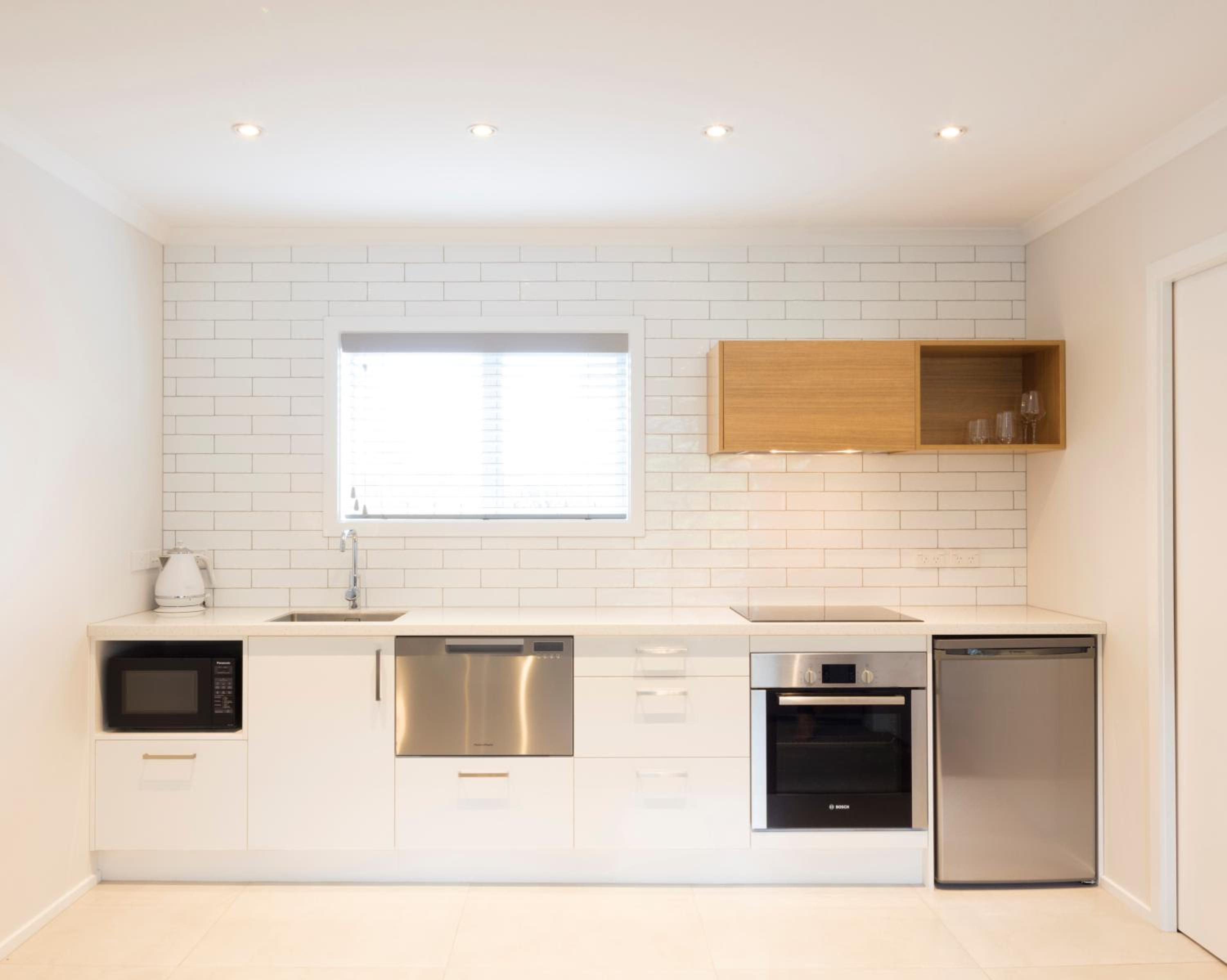 One-Bedroom Apartment - Photo 7