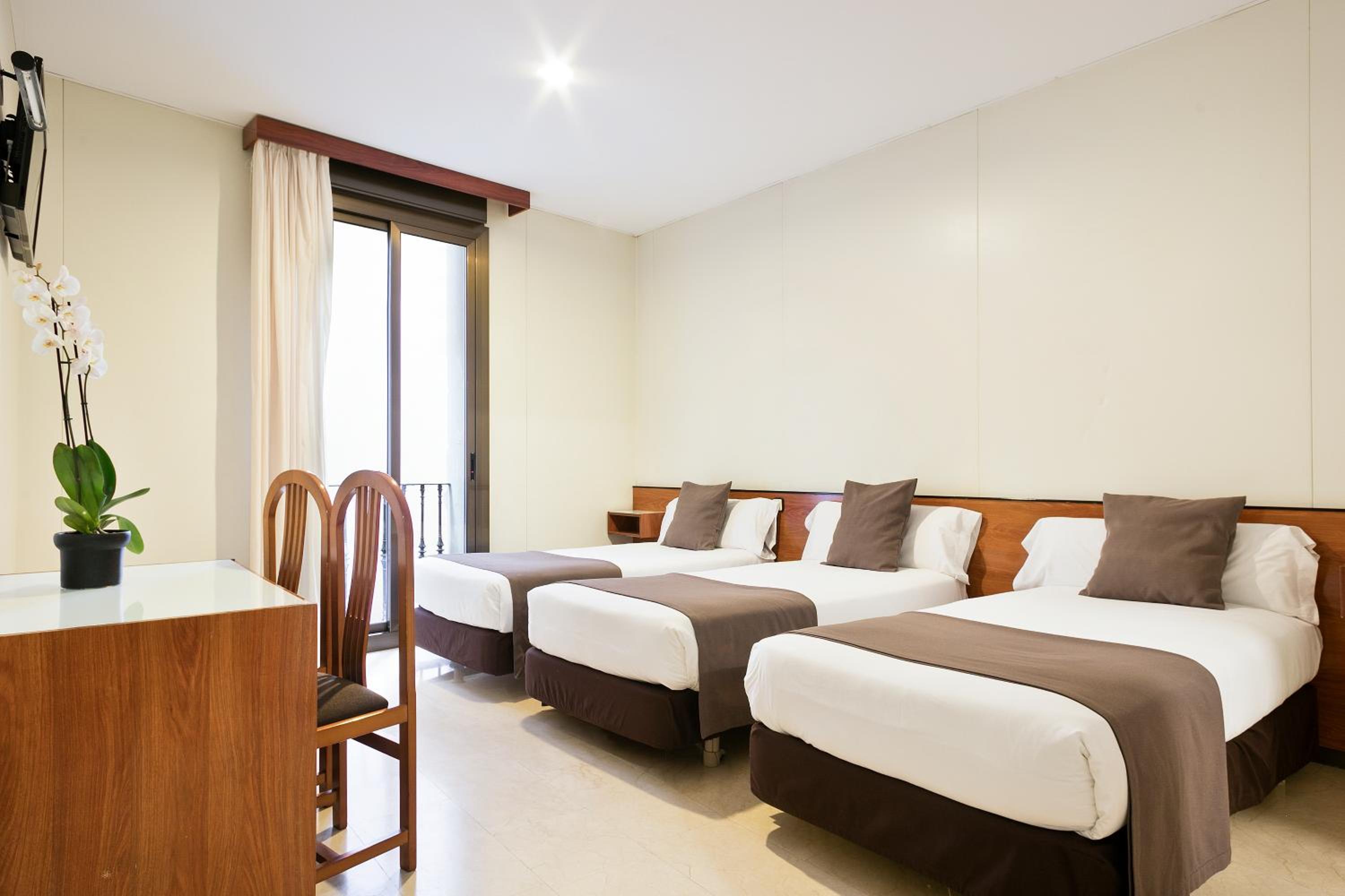 Habitación Doble con Cama Extra