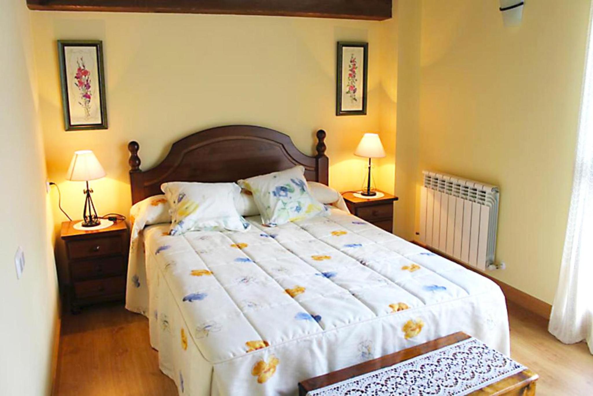Double Room with Shared Bathroom