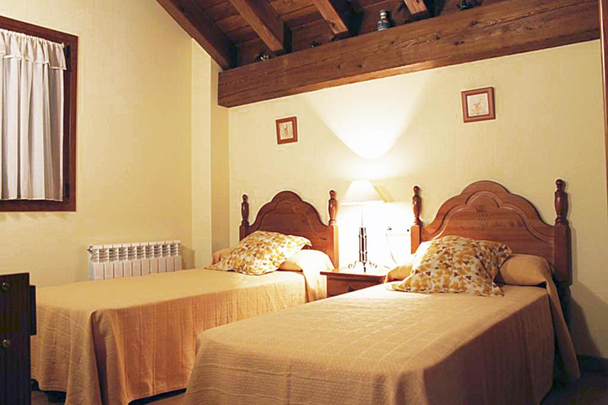 Twin Room with Shared Bathroom
