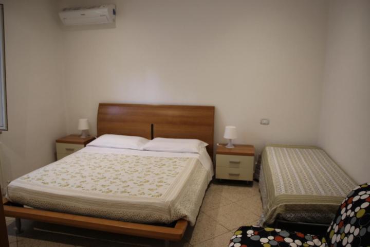 Apartment - Ground Floor - Photo 1