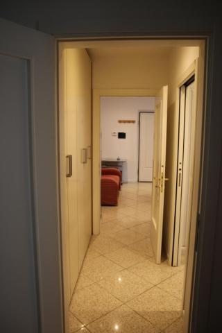 Apartment - Ground Floor - Photo 11