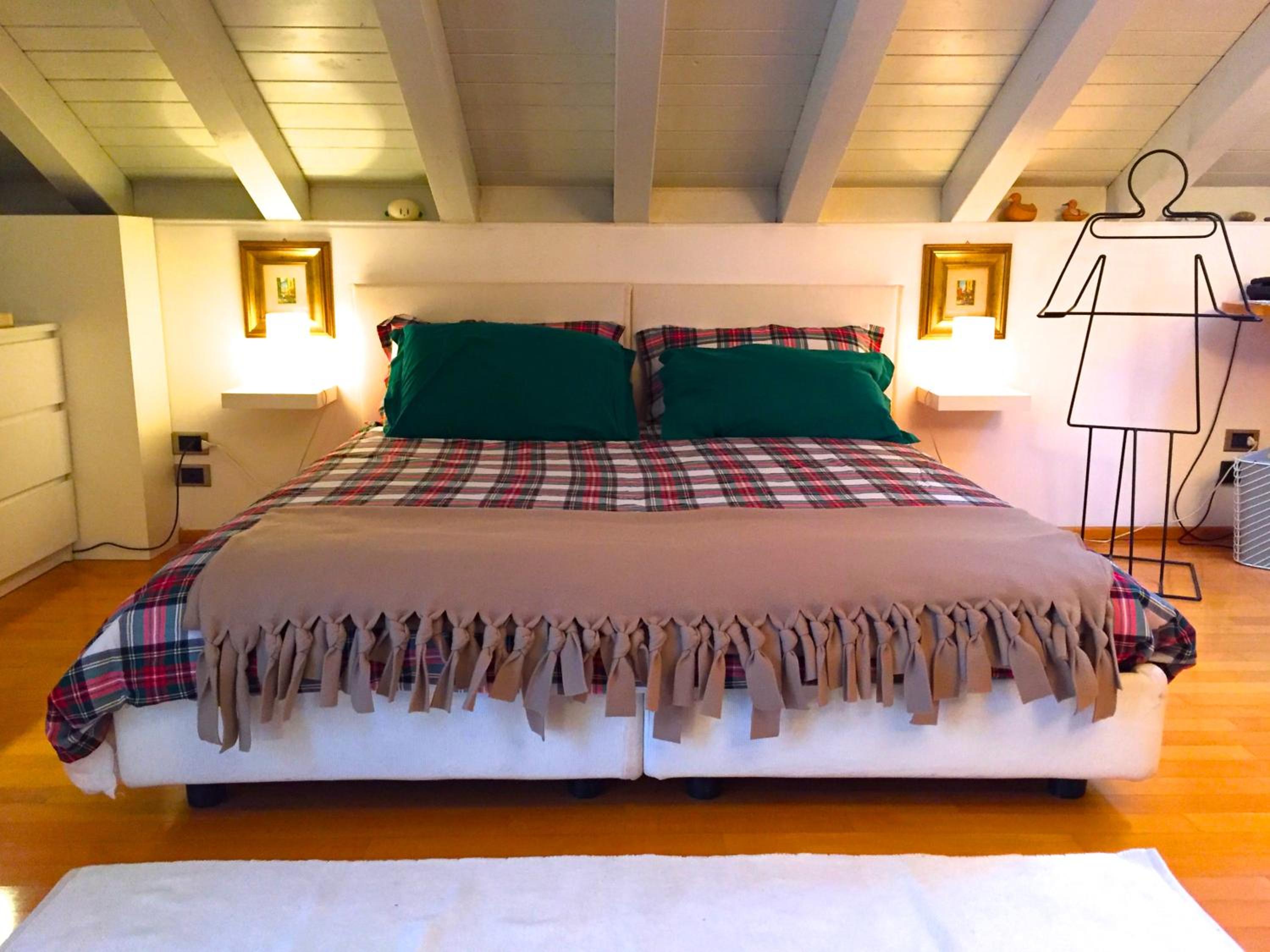 Triple Room with Private Bathroom