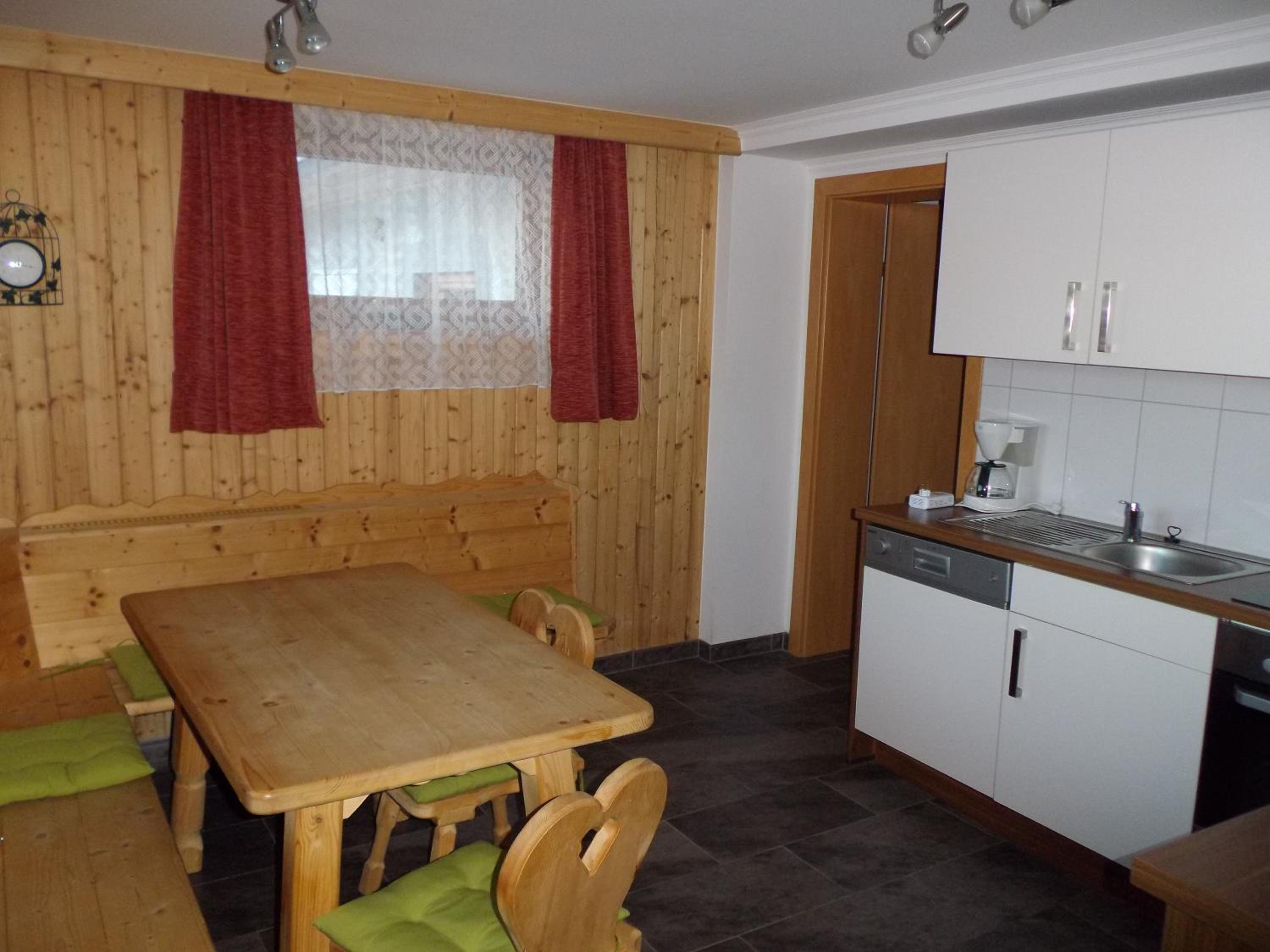 Two-Bedroom Apartment with Terrace photo 3