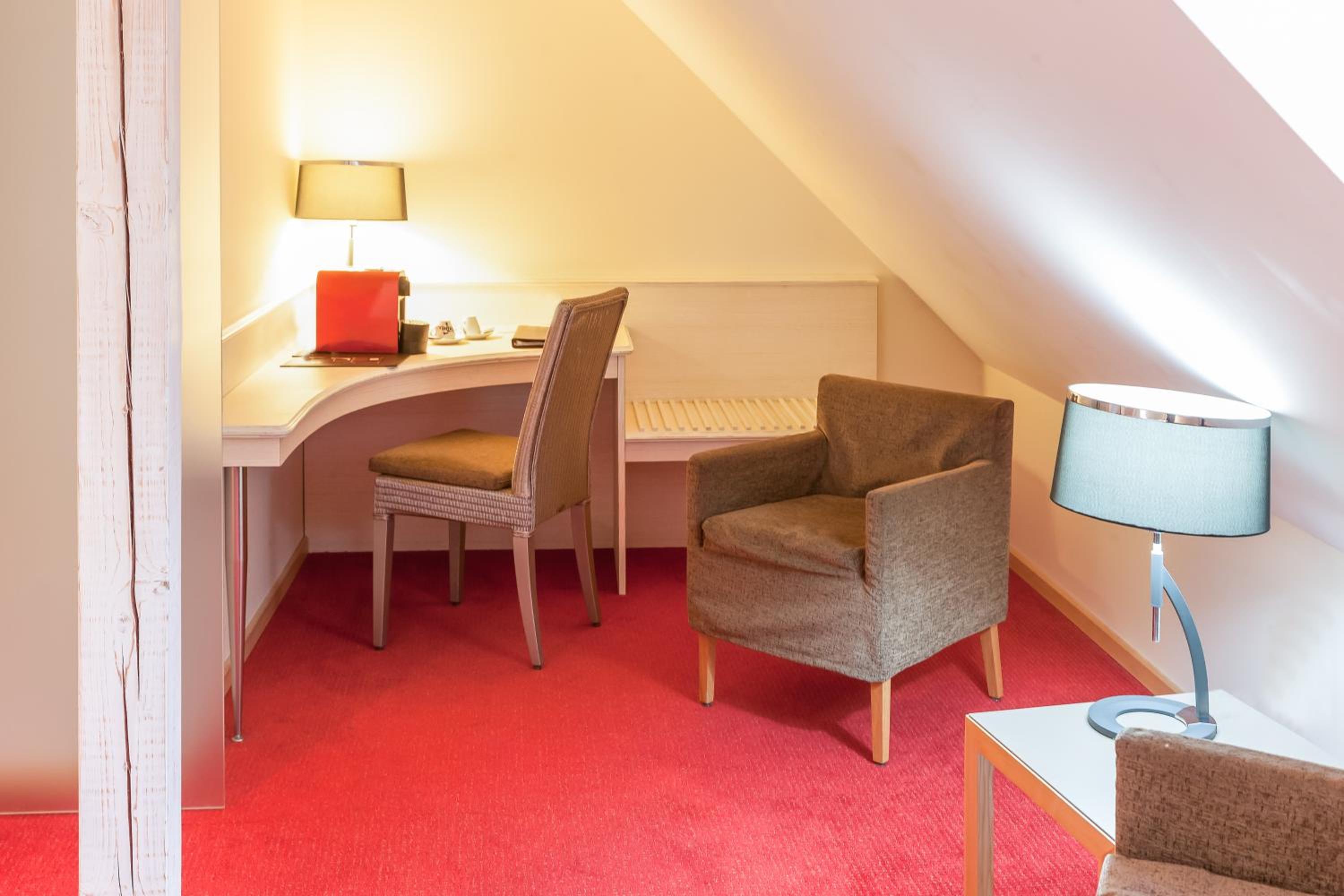 Comfort Room - Photo 5