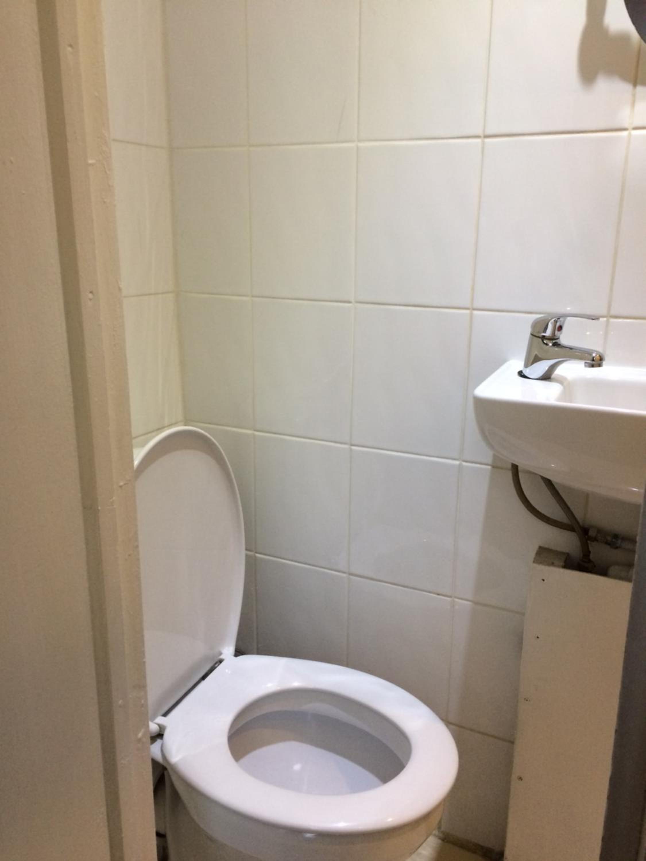 Double Ensuite photo 3