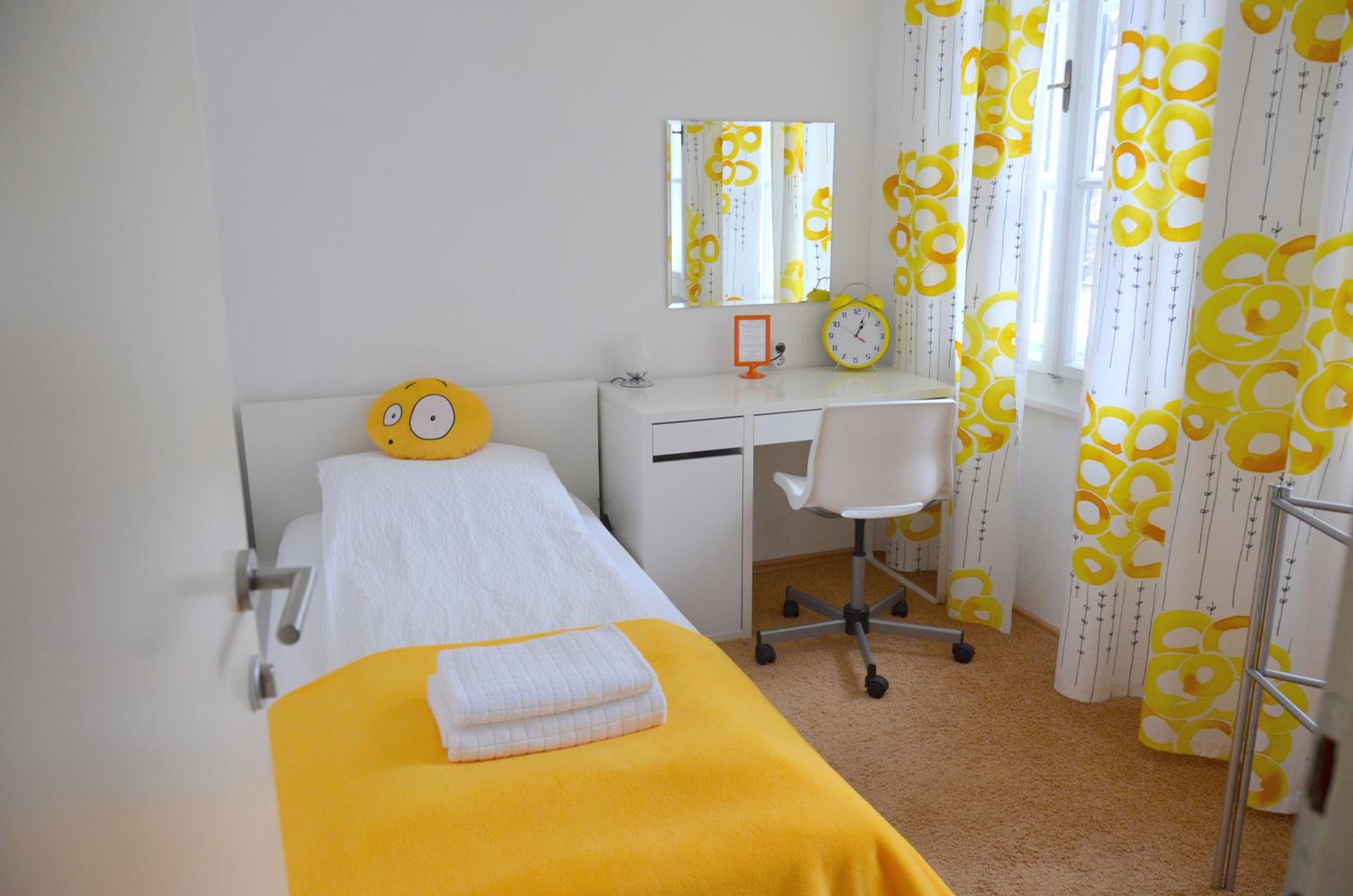 Single Room with Shared Bathroom