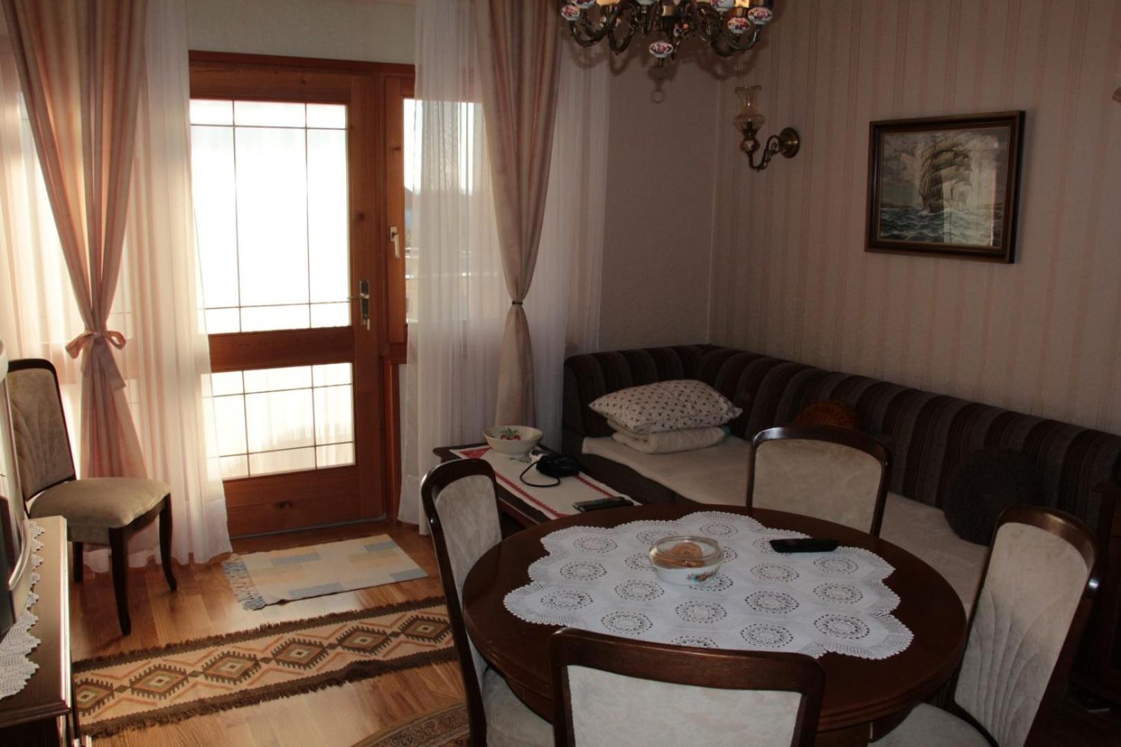 Apartment with Garden View - Photo 9