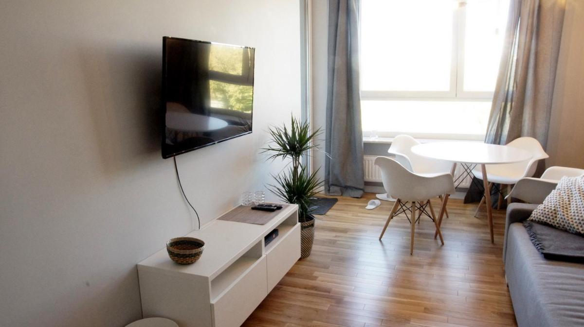 One-Bedroom Apartment - Photo 11