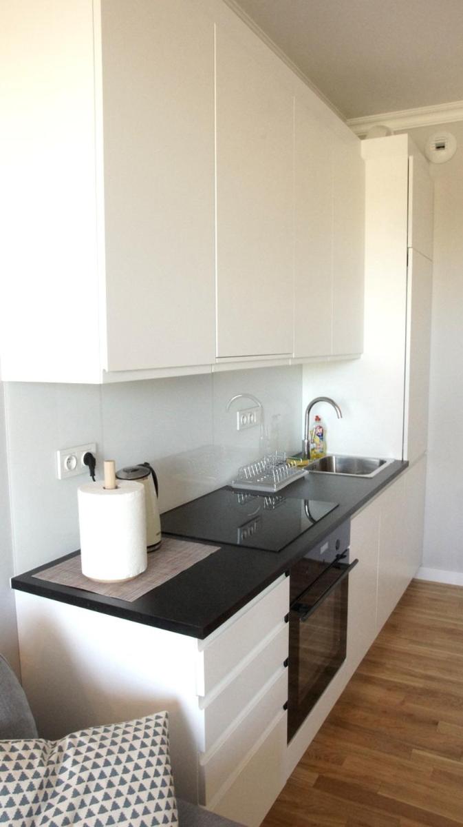 One-Bedroom Apartment - Photo 12