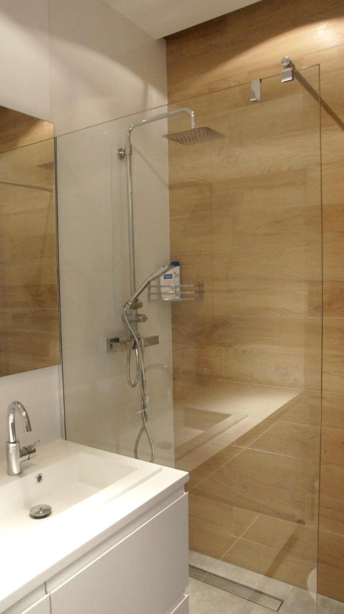 One-Bedroom Apartment - Photo 15