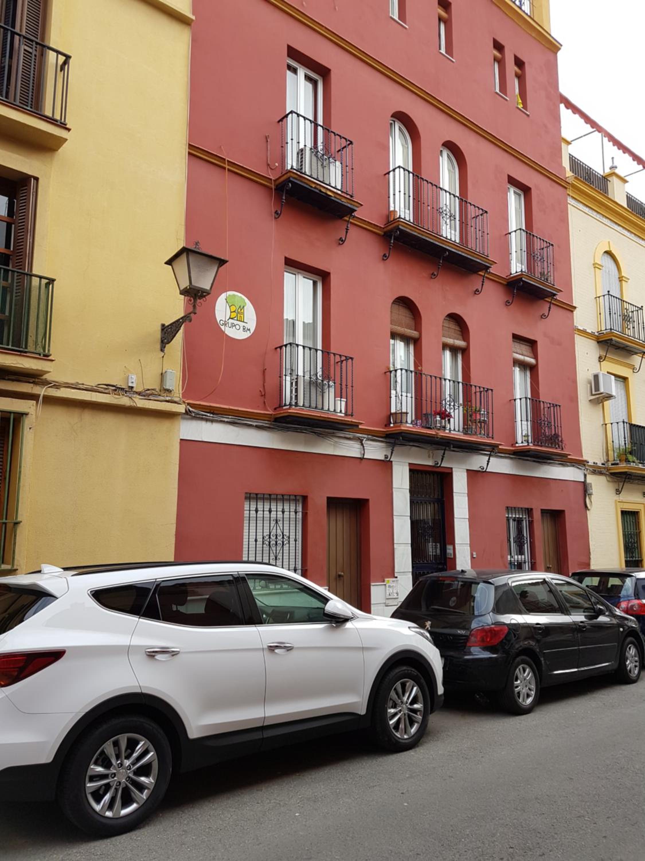 Apartment - Photo 2