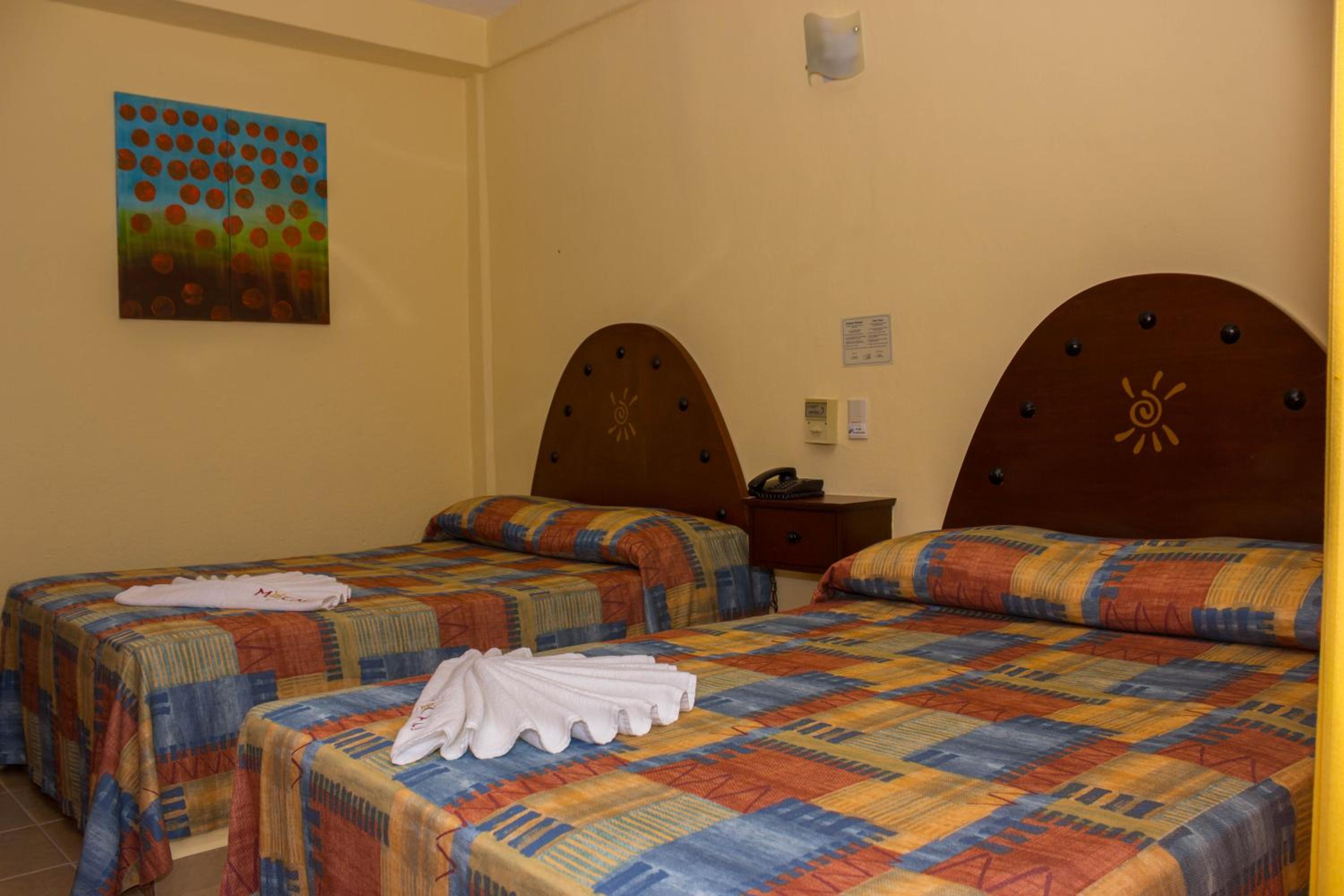 Standard Double Room with Two Double Beds - Photo 1