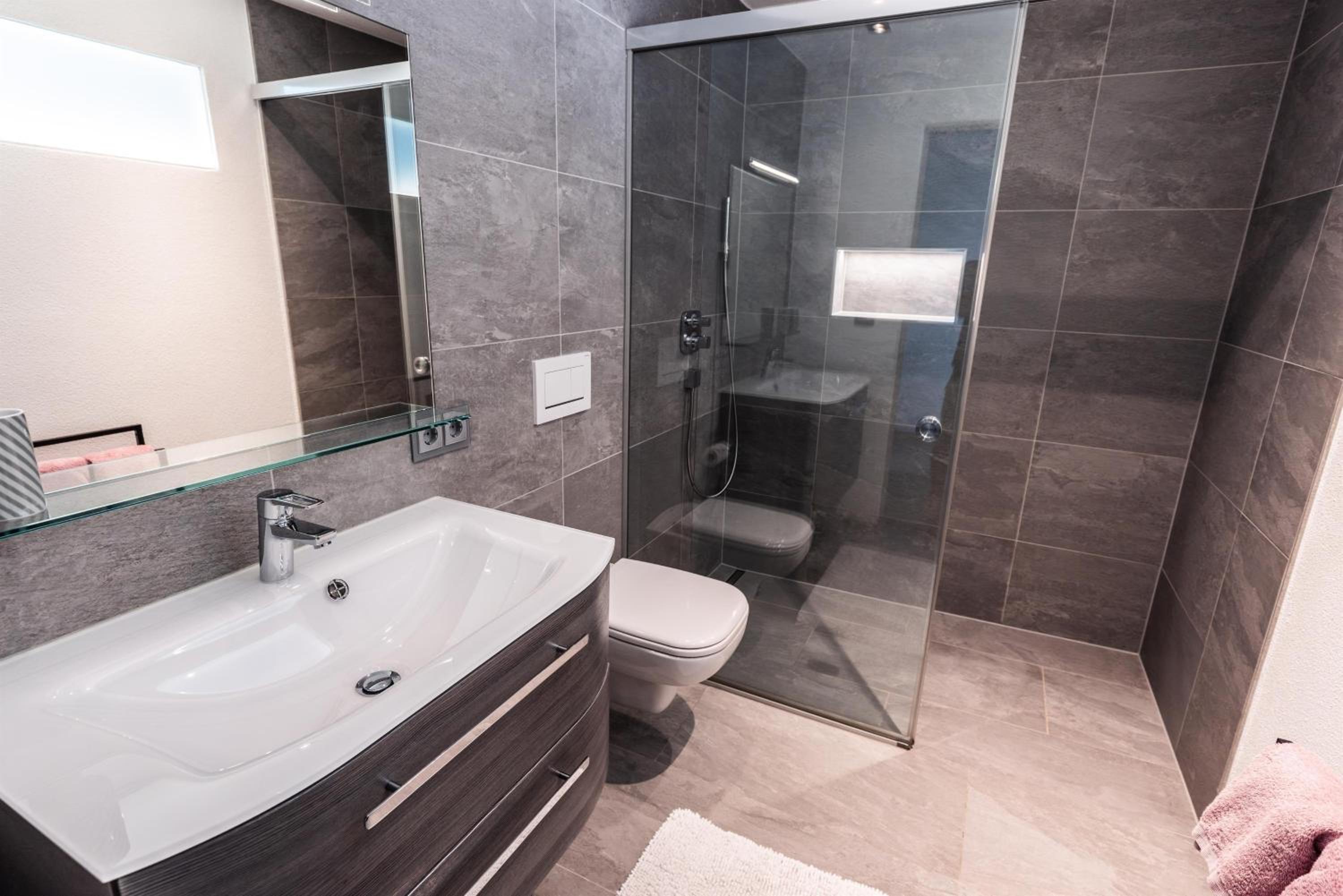 Studio with Shower