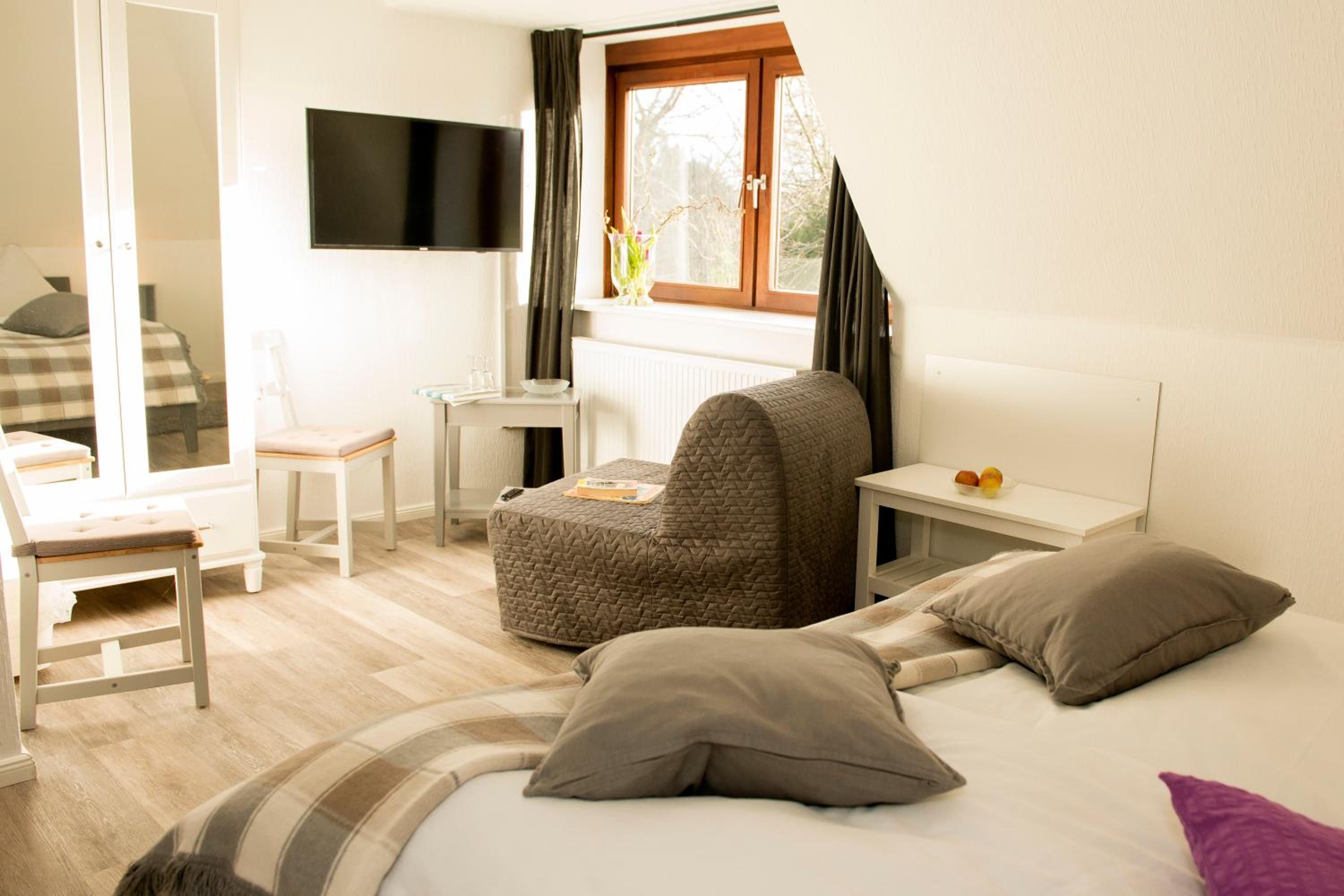 Double Room - Photo 2